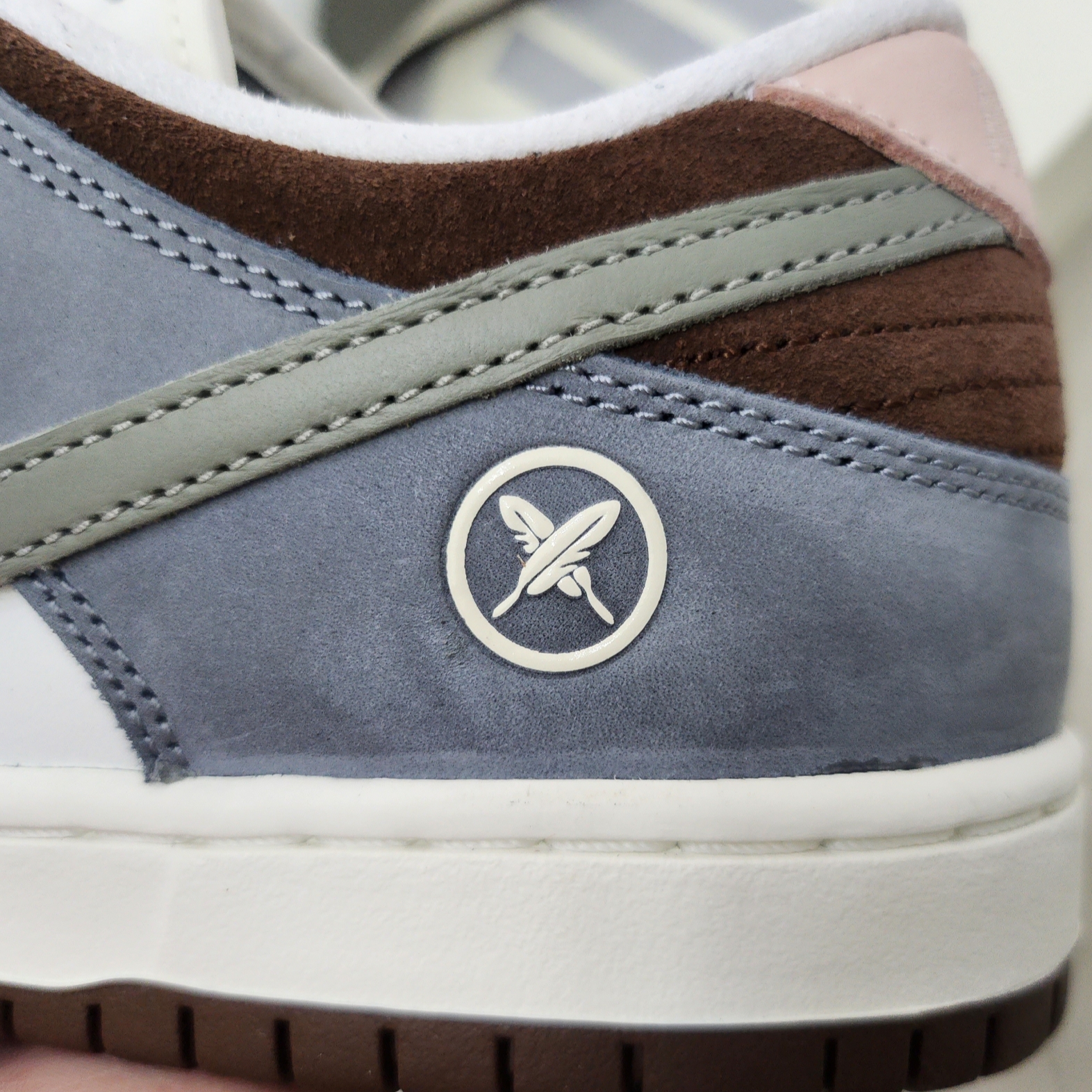 Nike x Yuto Horigome SB Dunk Low Wolf Grey 착용 스타일 - 4