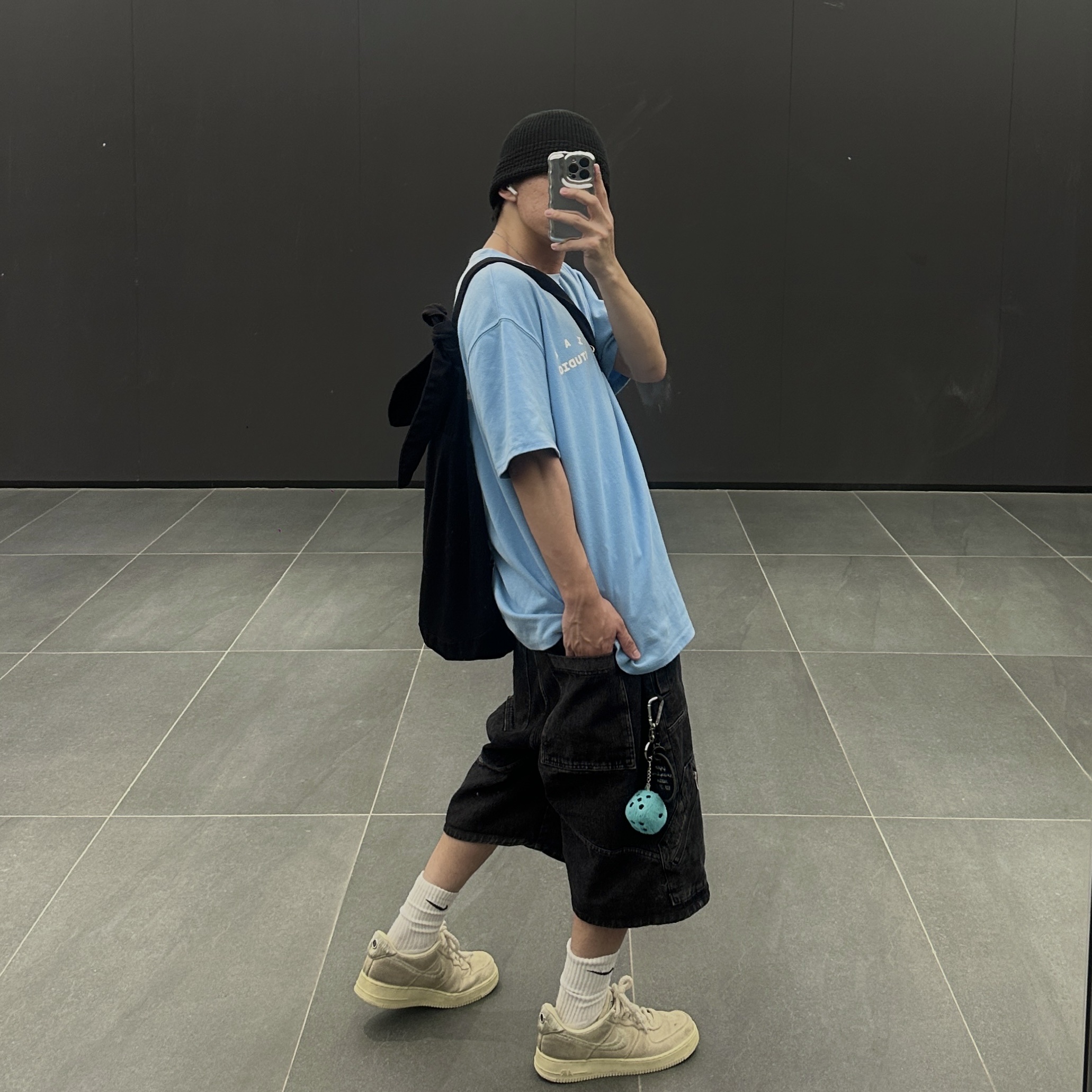 IAB Studio T-Shirt Sky Blue, Nike x Stussy Air Force 1 Low Fossil 착용 스타일 - 4