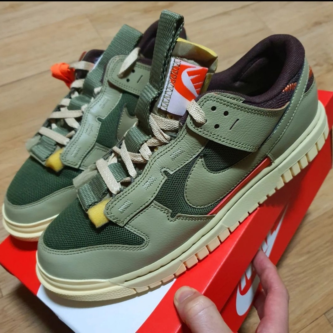 Nike Air Dunk Jumbo Medium Olive 착용 스타일
