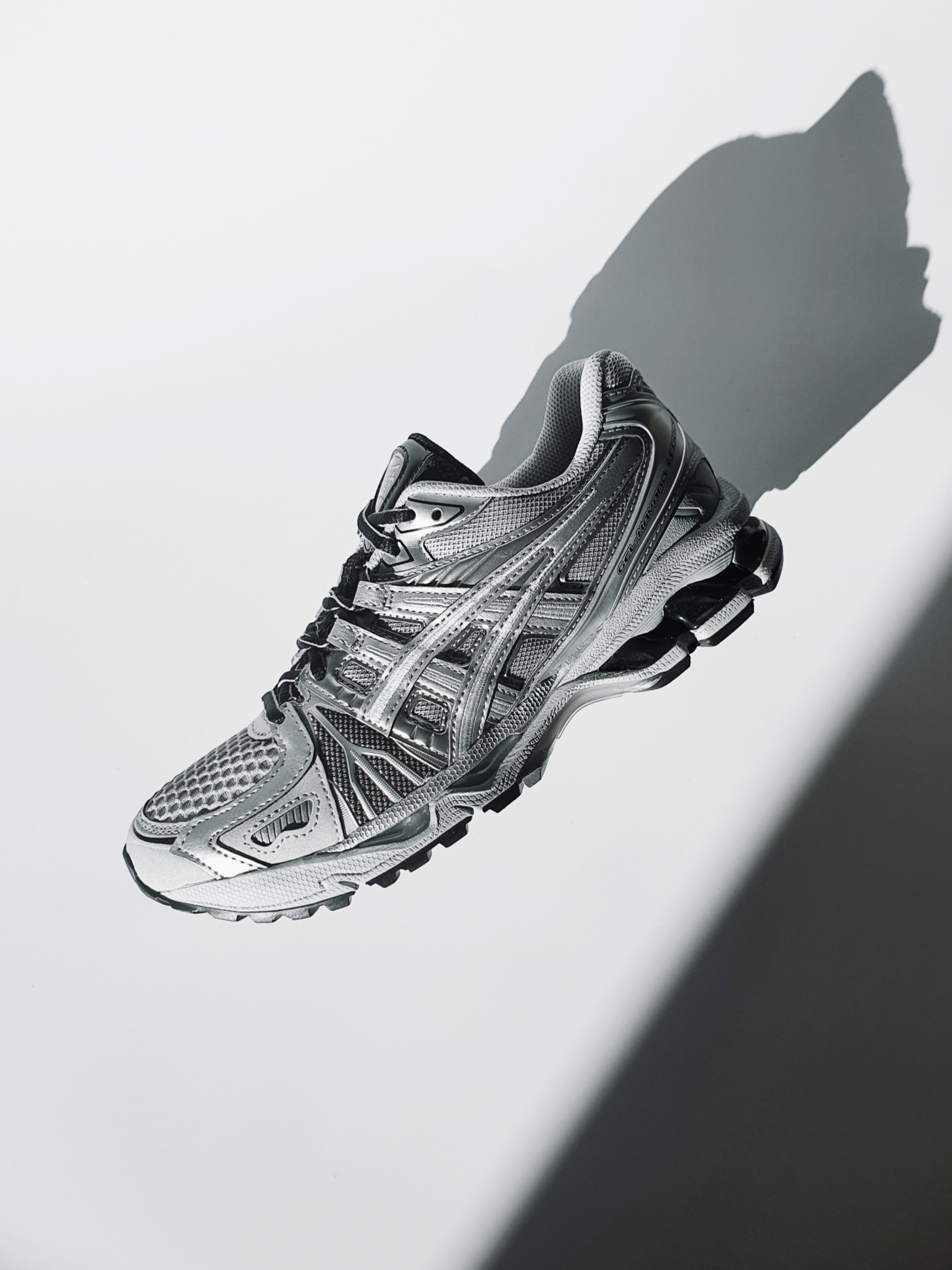 Asics Gel-Kayano Legacy Pure Silver 착용 스타일