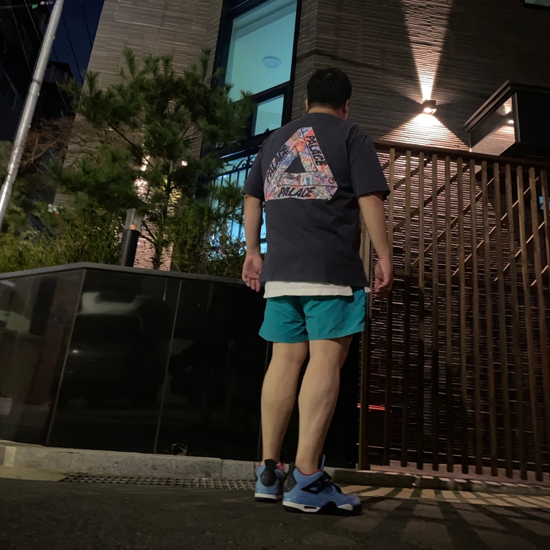 Palace Tri-Sticker Pack T-Shirt Navy - 21FW, Jordan 4 x Travis Scott Retro Cactus Jack 착용 스타일