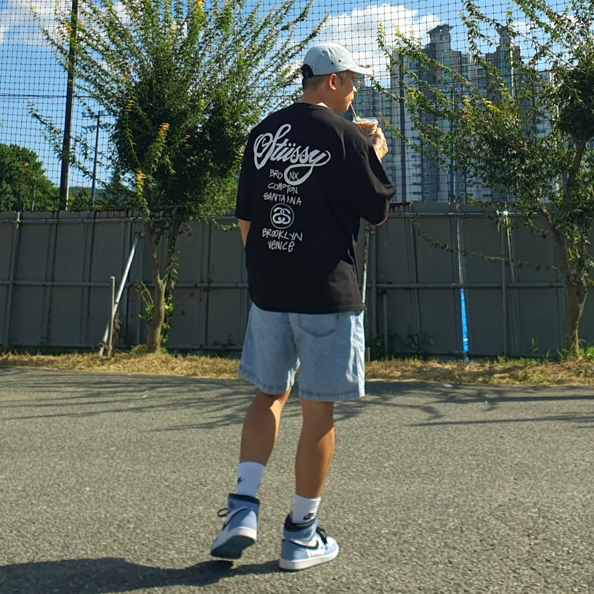 Jordan 1 Retro High OG University Blue, Supreme Denim Camp Cap Washed Blue - 22FW 착용 스타일 - 2