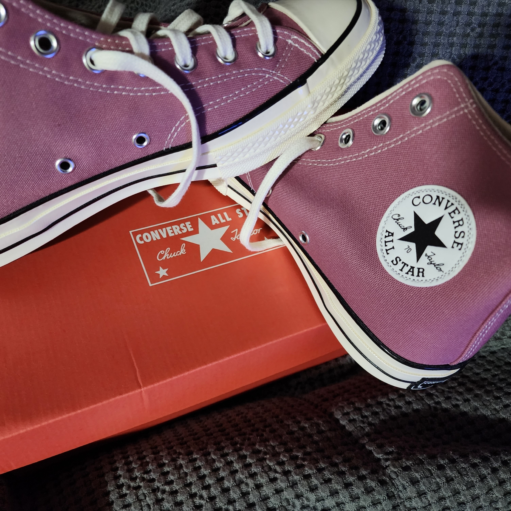 Converse Chuck 70 High Pink Aura 착용 스타일