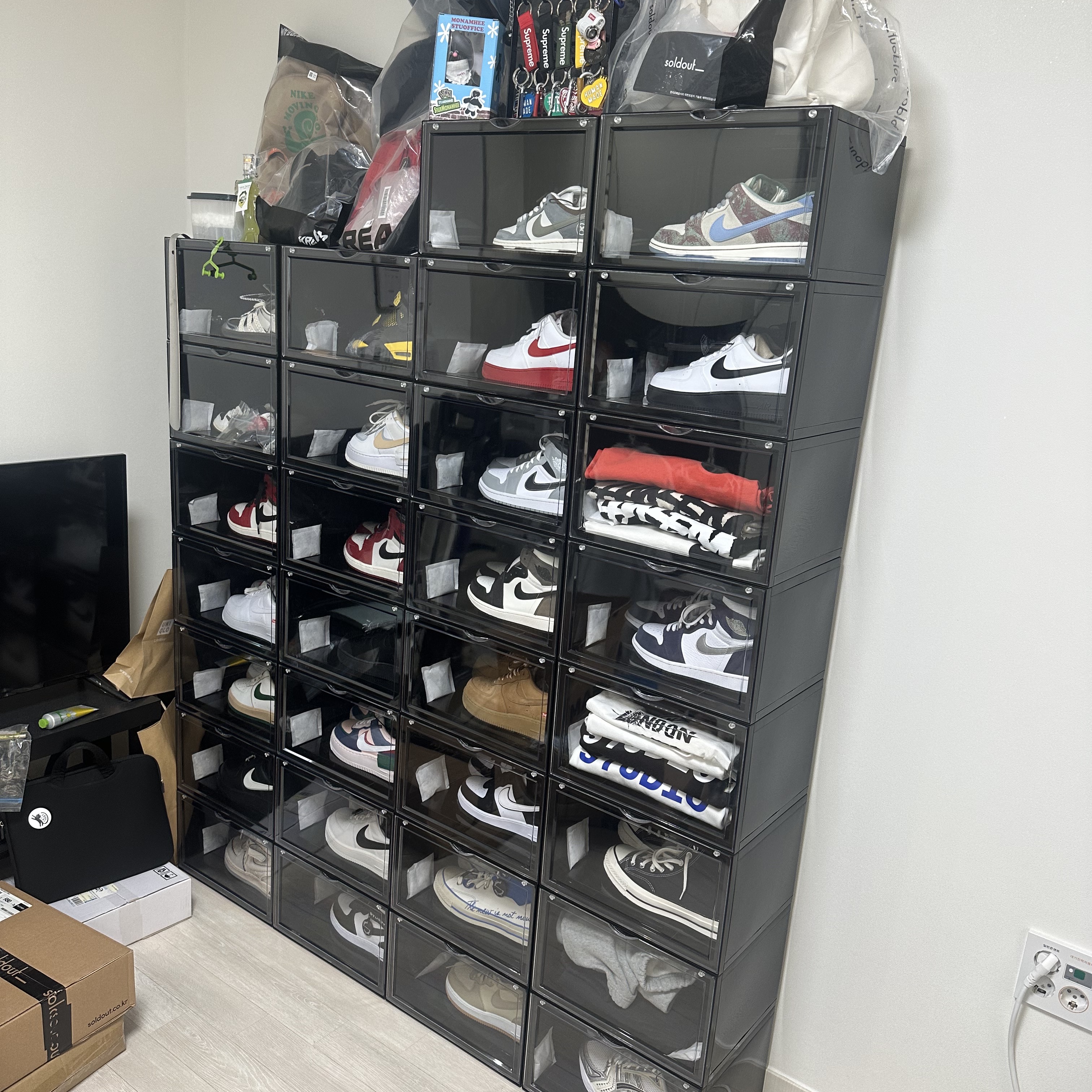 Nike Air Force 1 Low White Black Midsole 착용 스타일