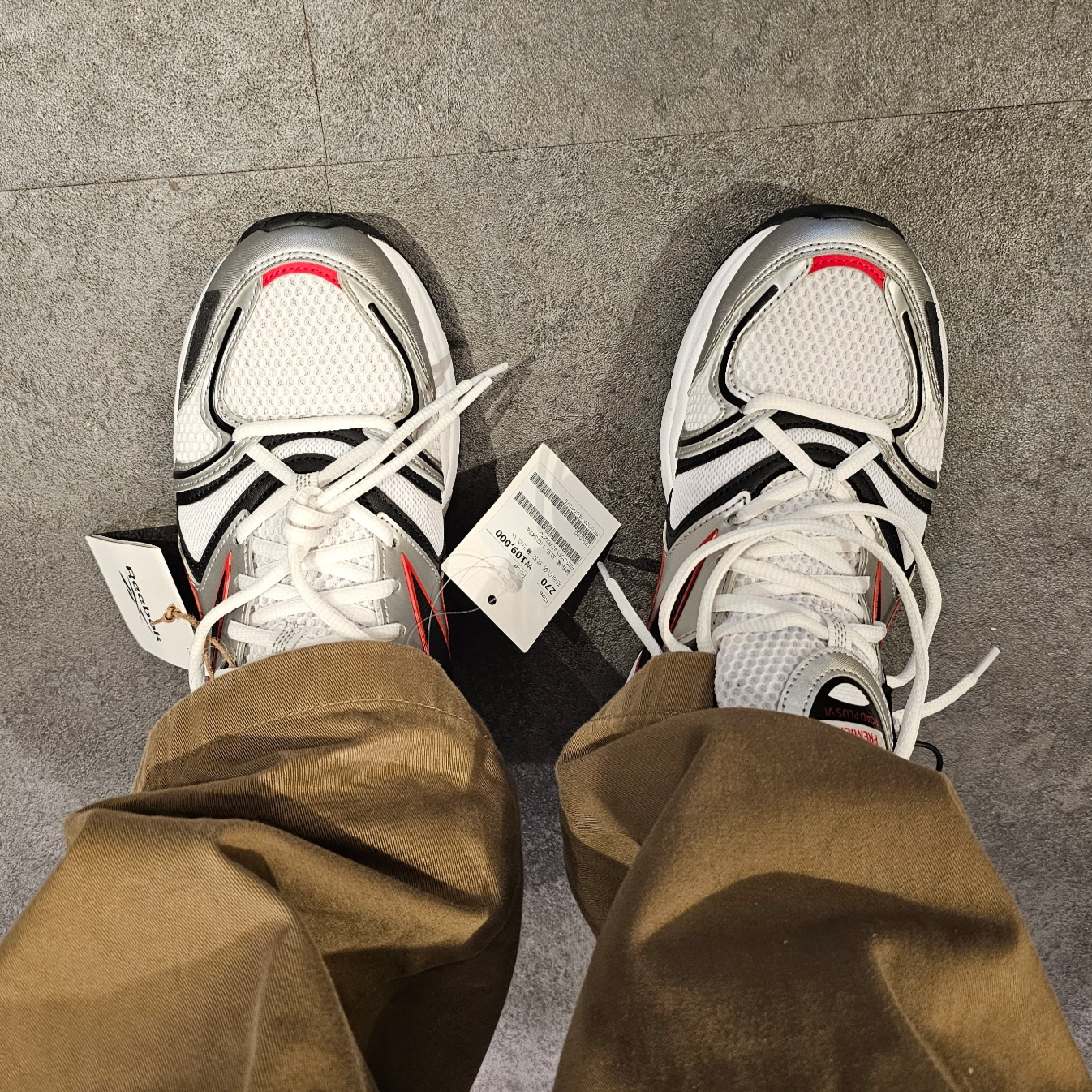 Reebok Premier Road Plus VI Red 착용 스타일