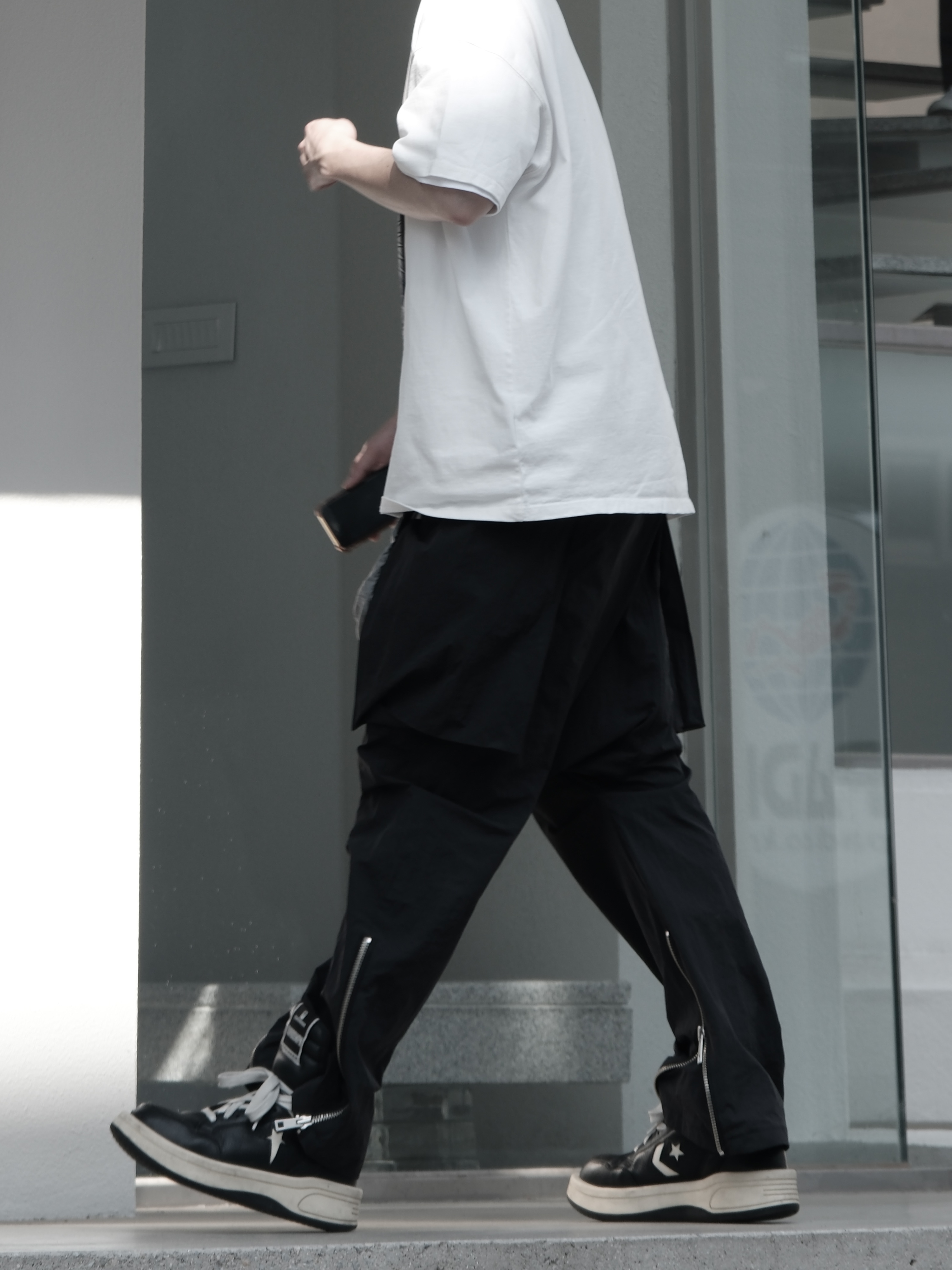 Converse x Drkshdw Turbowpn Black Cream 착용 스타일 - 1