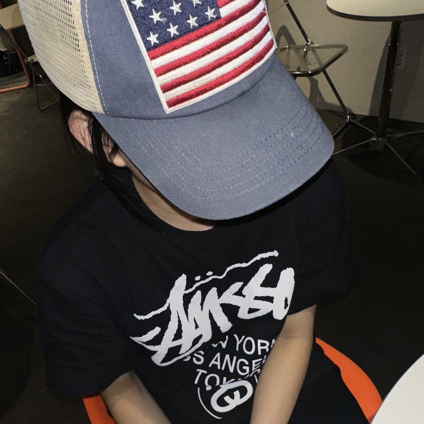 Stussy World Tour T-Shirt Black 2023 착용 스타일