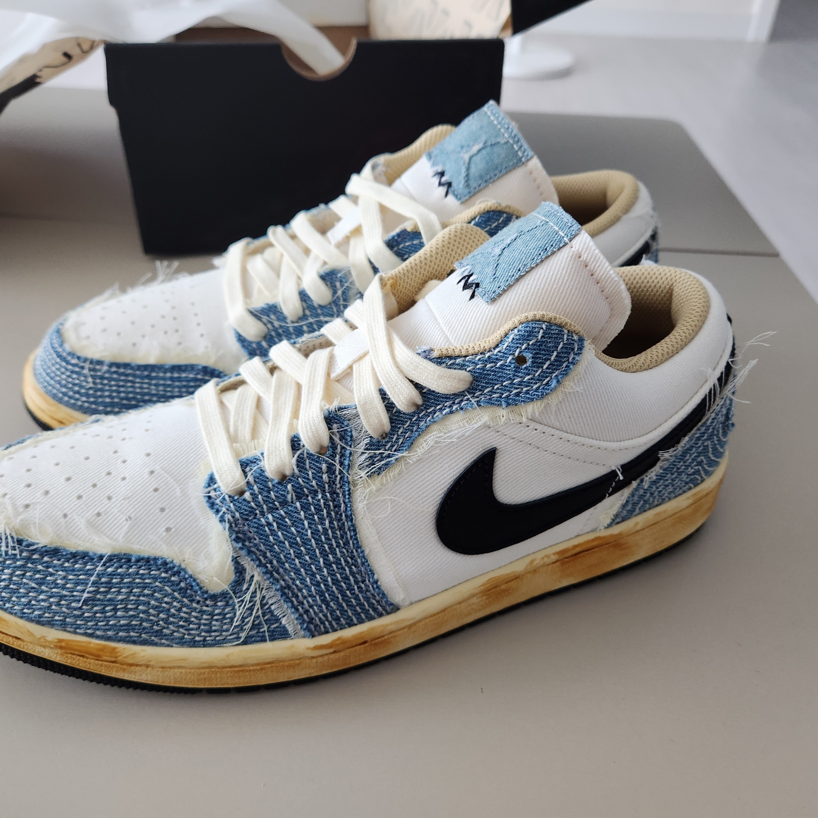 Jordan 1 Low World Make Japan 착용 스타일 - 2