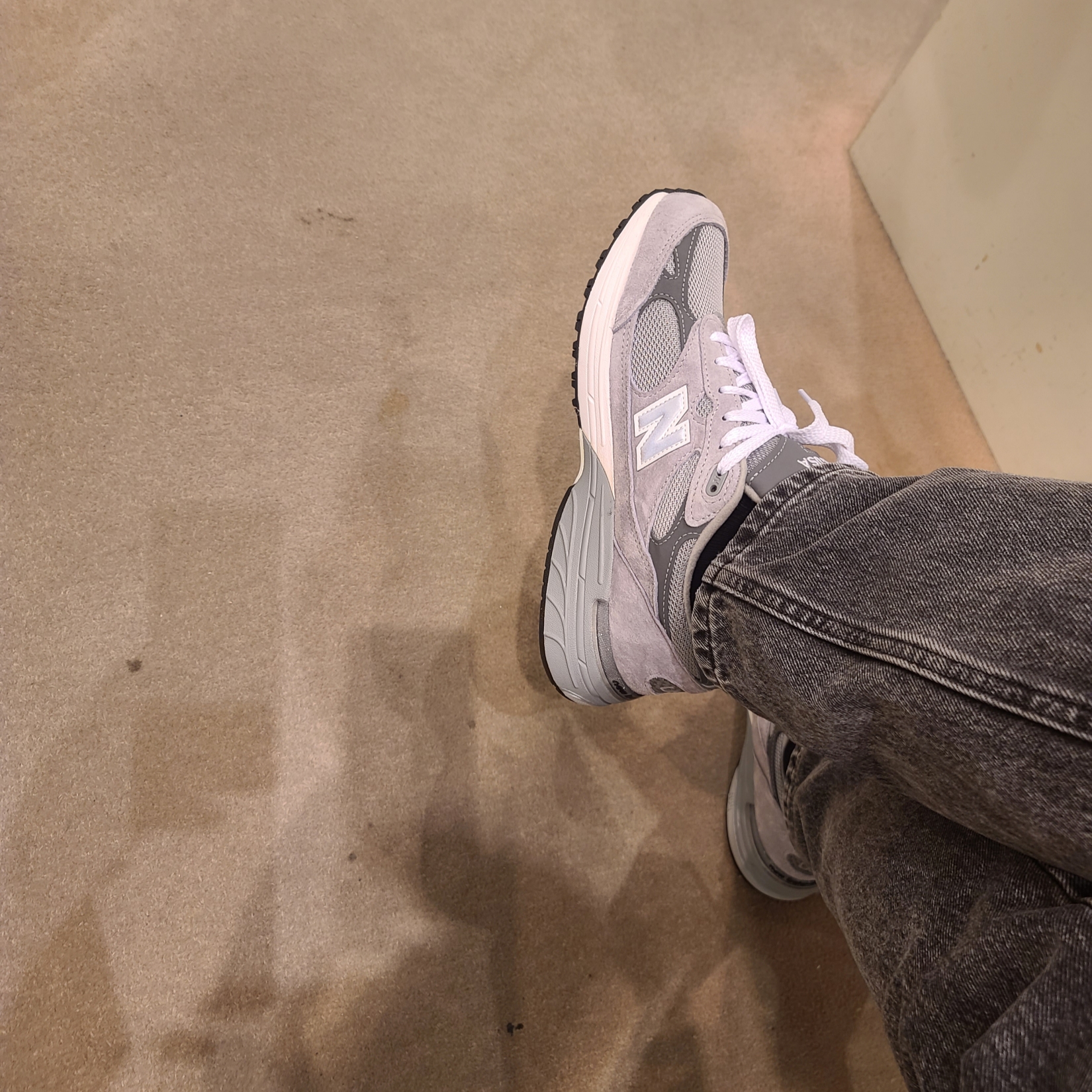 New Balance 993 Made in USA Grey - D Standard 착용 스타일 - 1