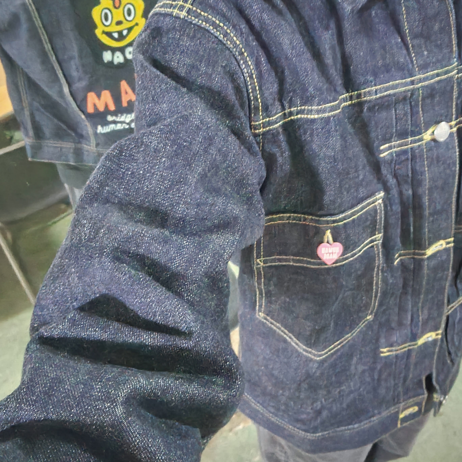 Human Made Uzi Made Denim Jacket Indigo 착용 스타일 - 2
