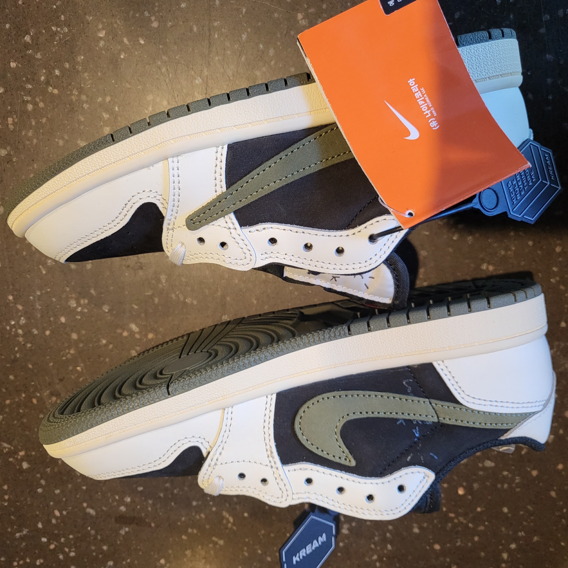 (PS) Jordan 1 x Travis Scott Retro Low OG SP Medium Olive 착용 스타일