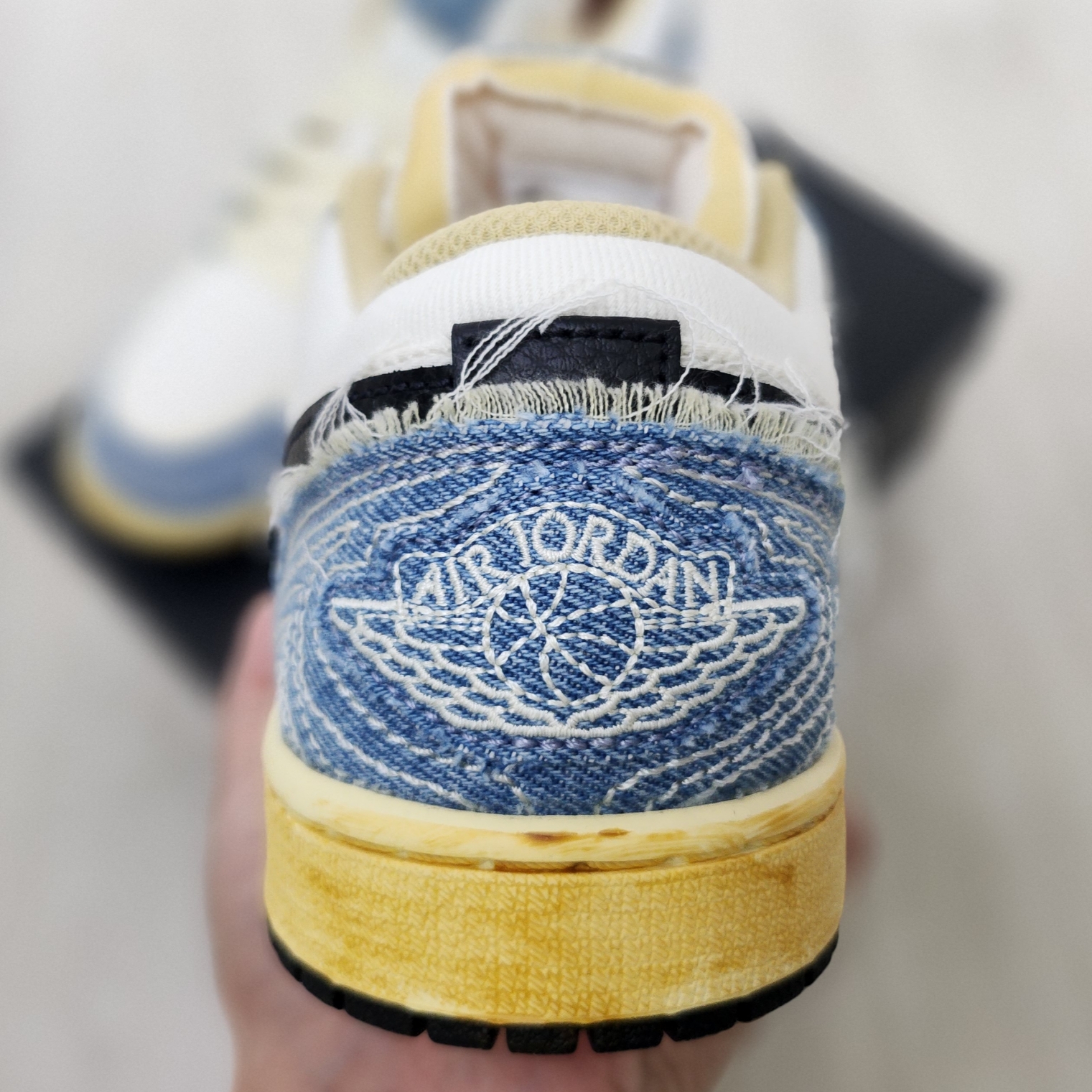 Jordan 1 Low World Make Japan 착용 스타일 - 4