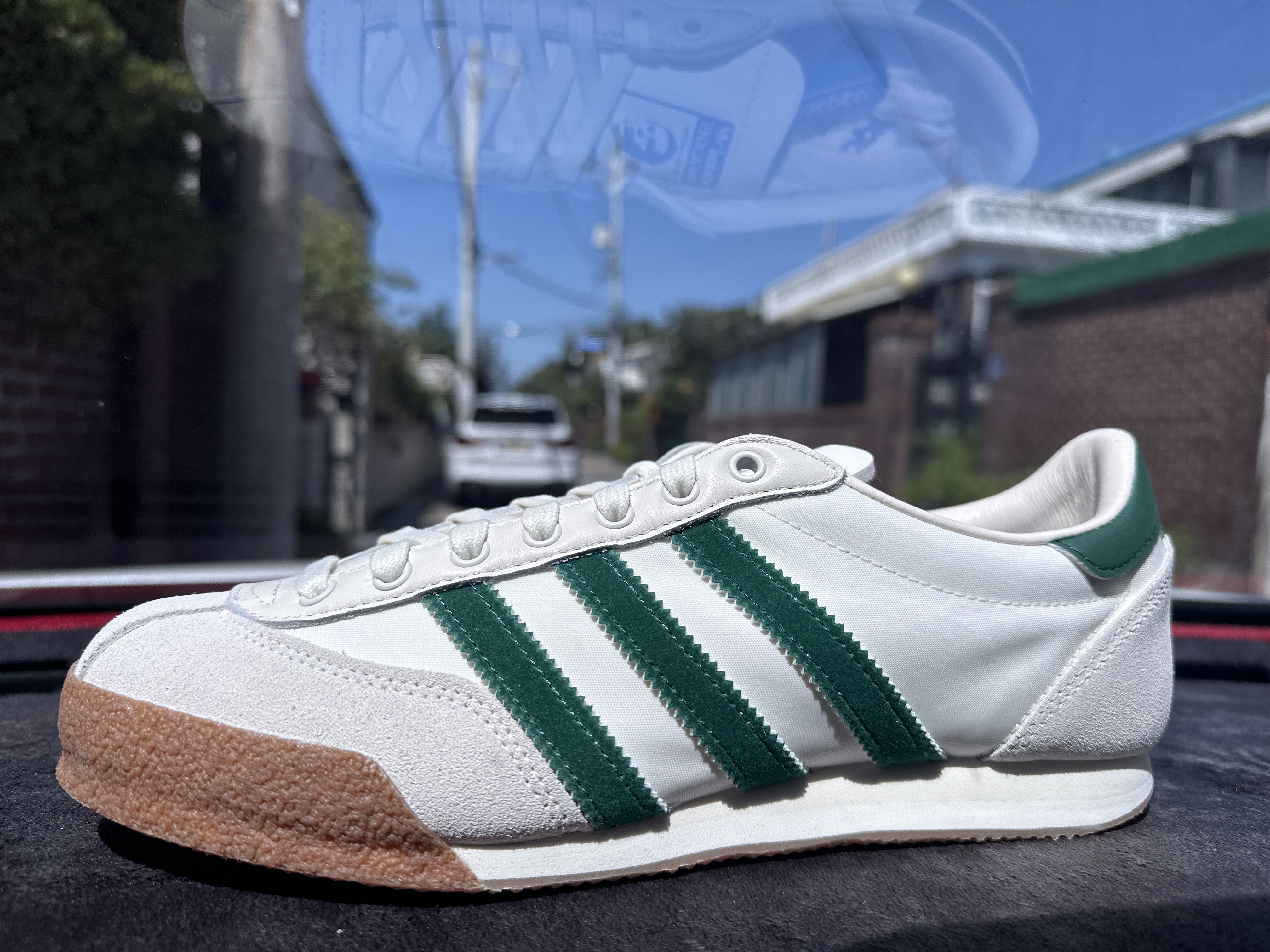 Adidas x Liam Gallagher Spezial LG II Cream White Collegiate Green 착용 스타일