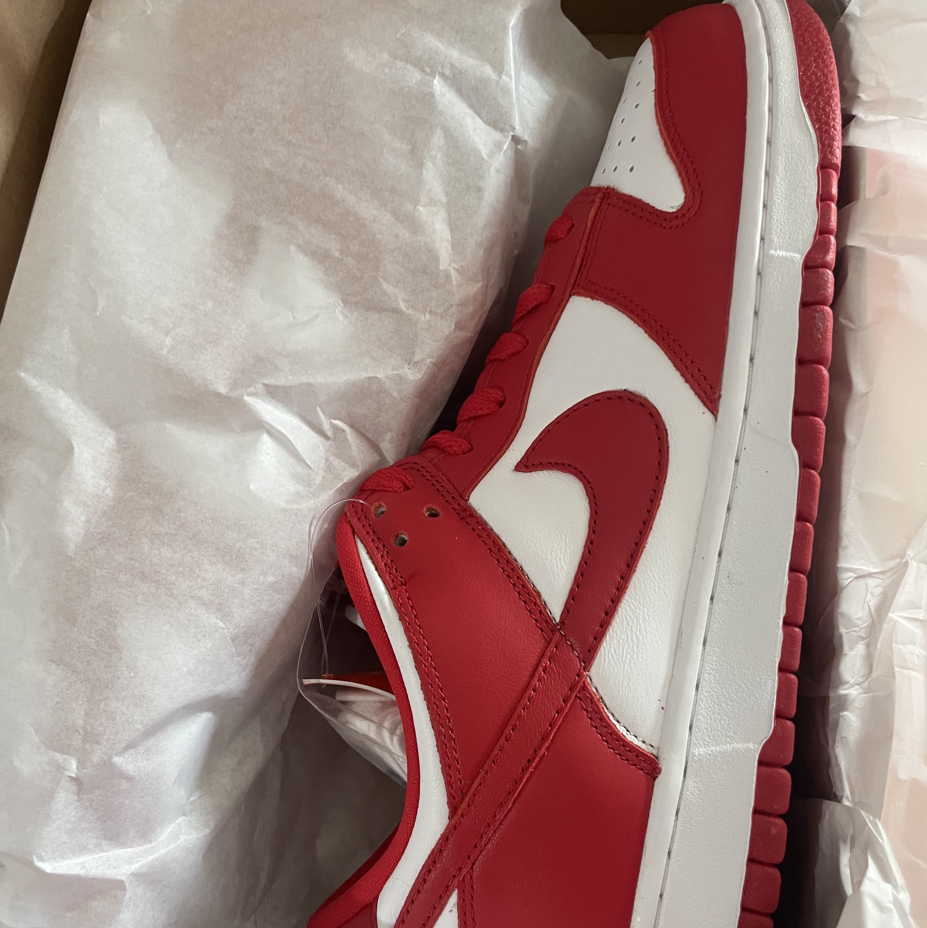 Nike Dunk Low SP White and University Red 2023 착용 스타일