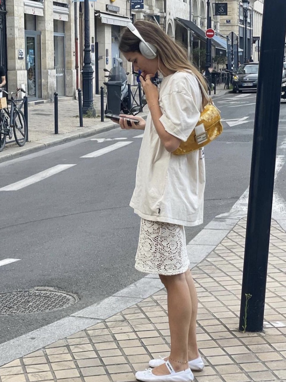(W) Miu Miu Leather Ballerinas White 착용 스타일