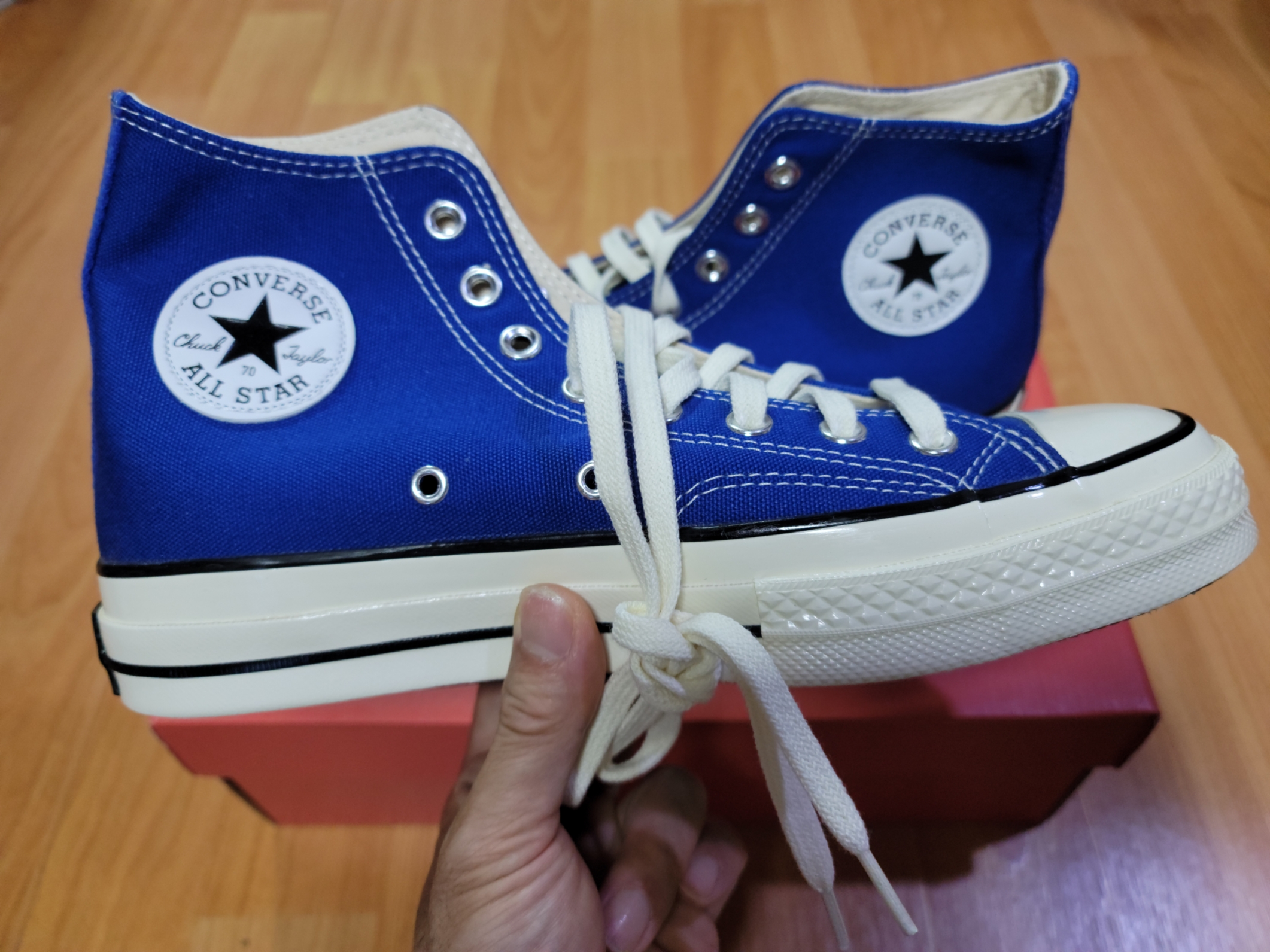 Converse Chuck 70 High Rush Blue 착용 스타일 - 1