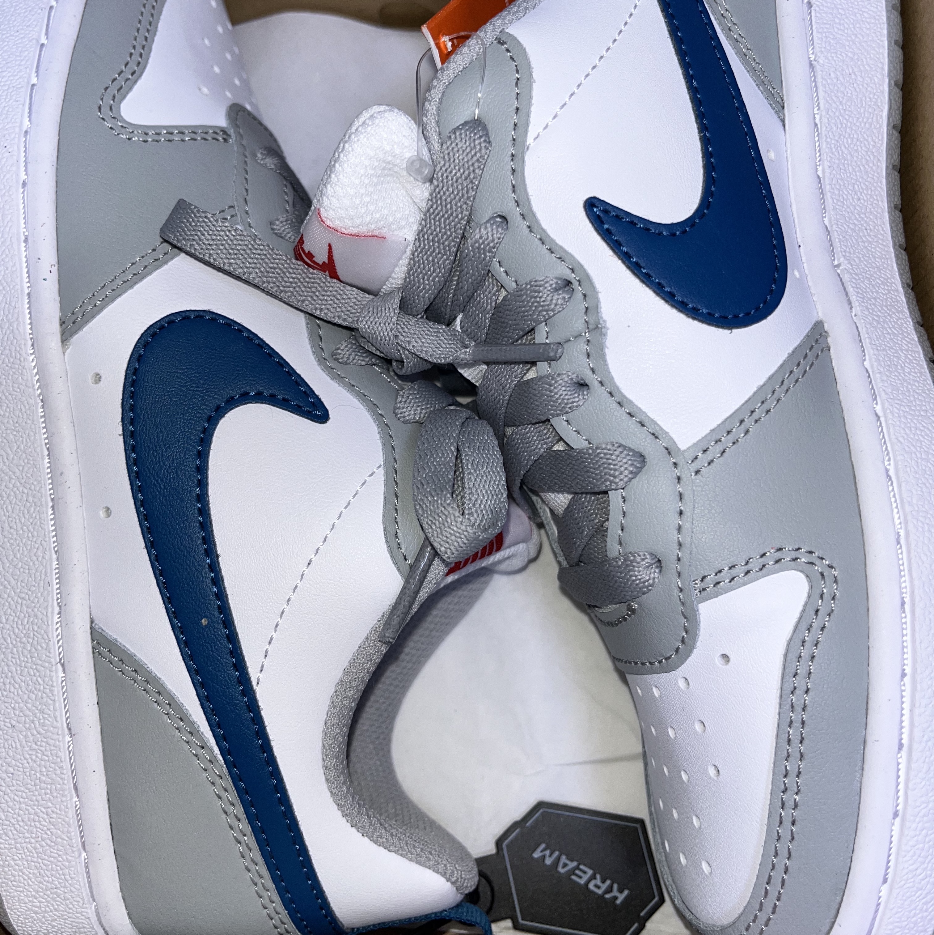 (GS) Nike Court Borough Low 2 Light Smoke Grey 착용 스타일