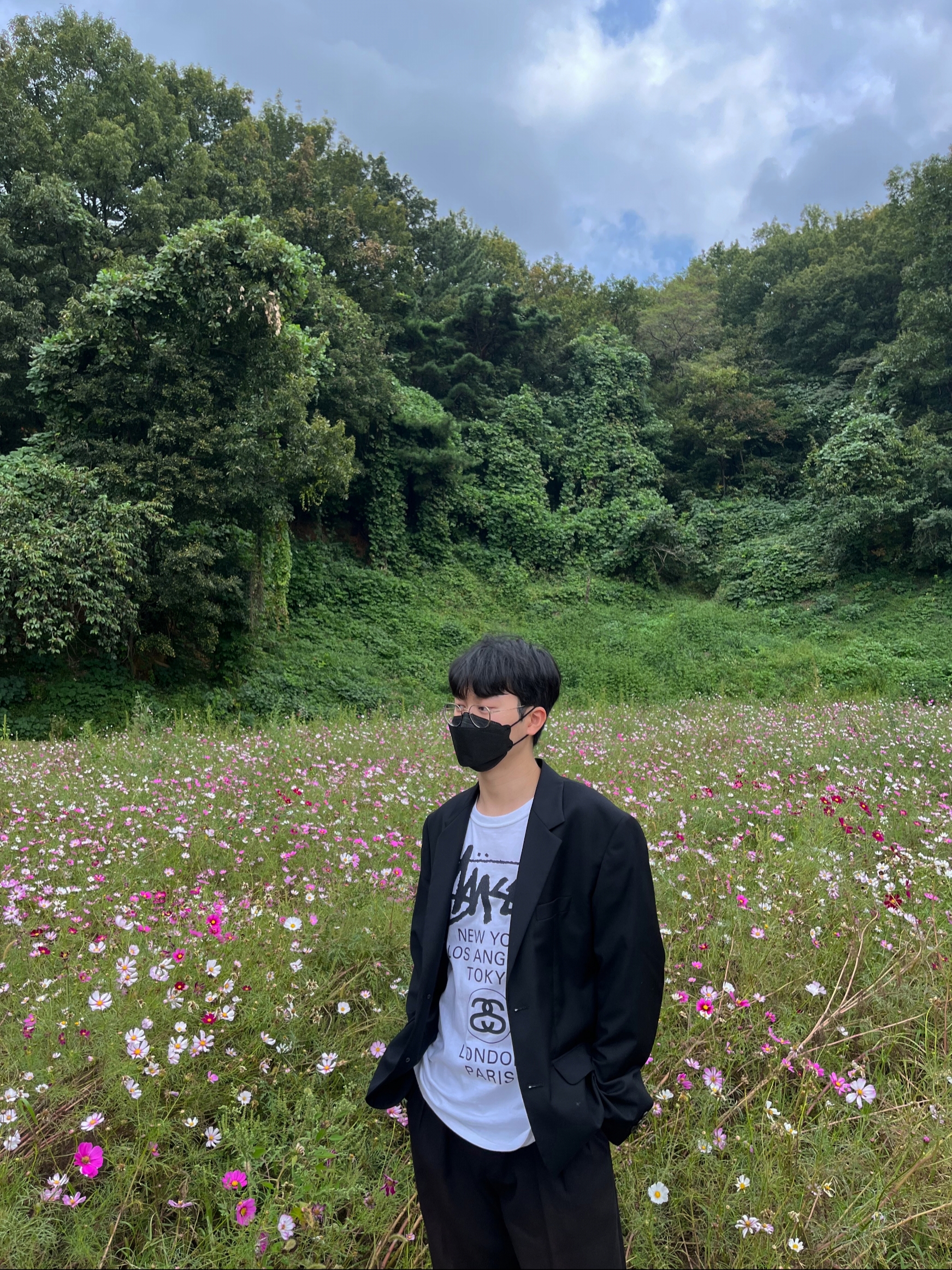 Stussy World Tour T-Shirt White 착용 스타일 - 2