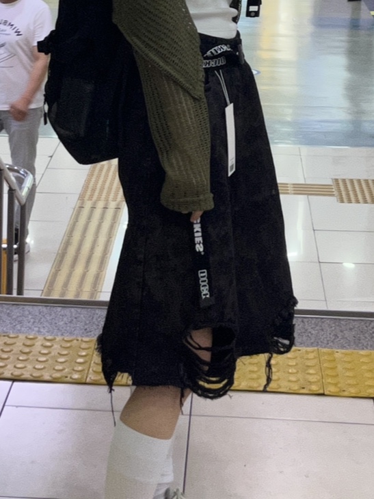 Project G/R Reworked Bermuda Shorts Black 착용 스타일 - 4