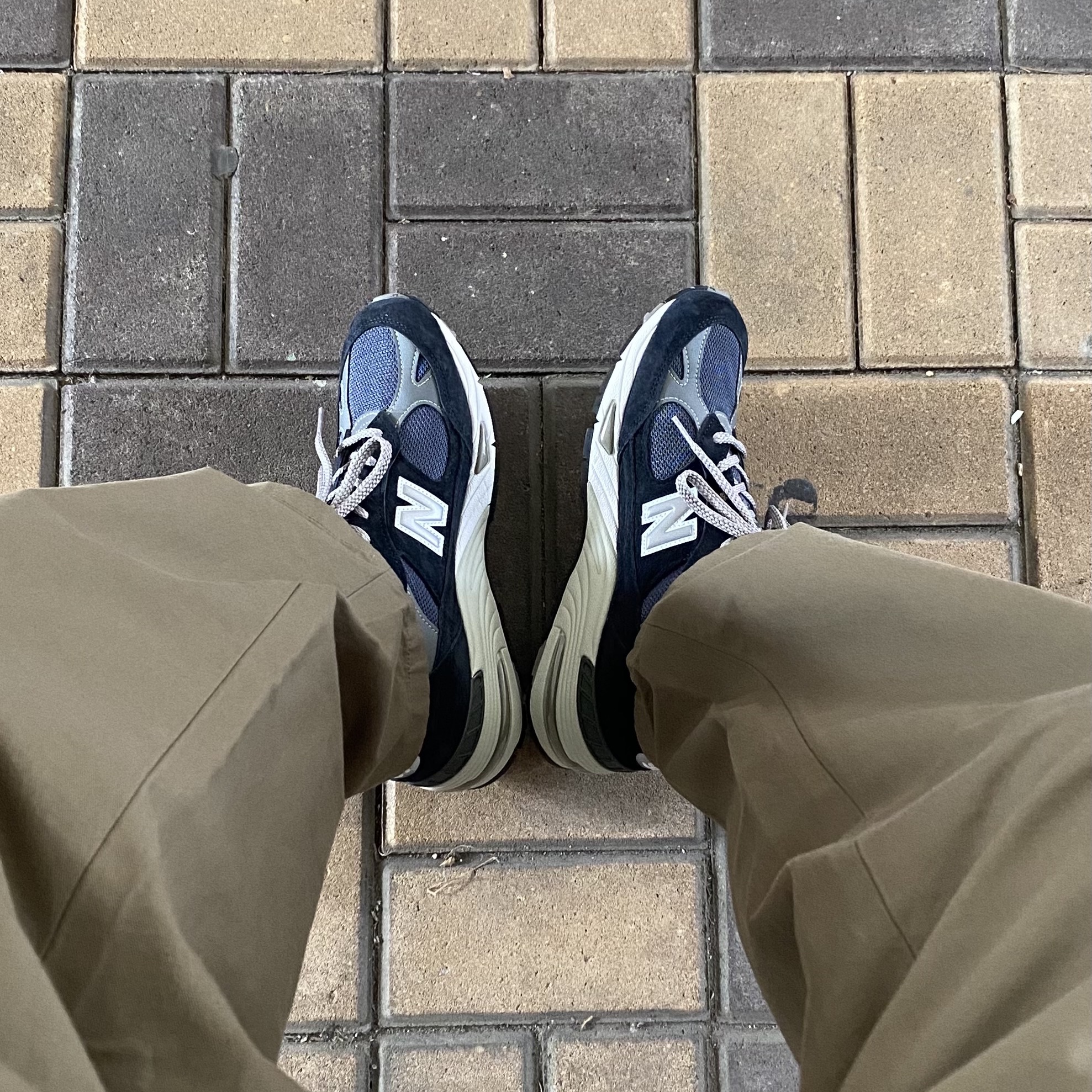 New Balance 991 Made in UK Navy 착용 스타일