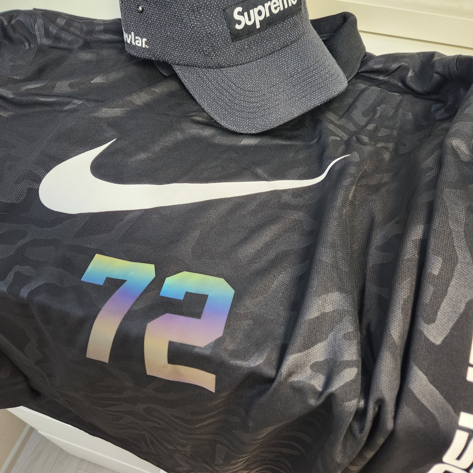 Supreme Kevlar Camp Cap Black - 23SS, Nike NSW Long Sleeve Top Black - Asia 착용 스타일