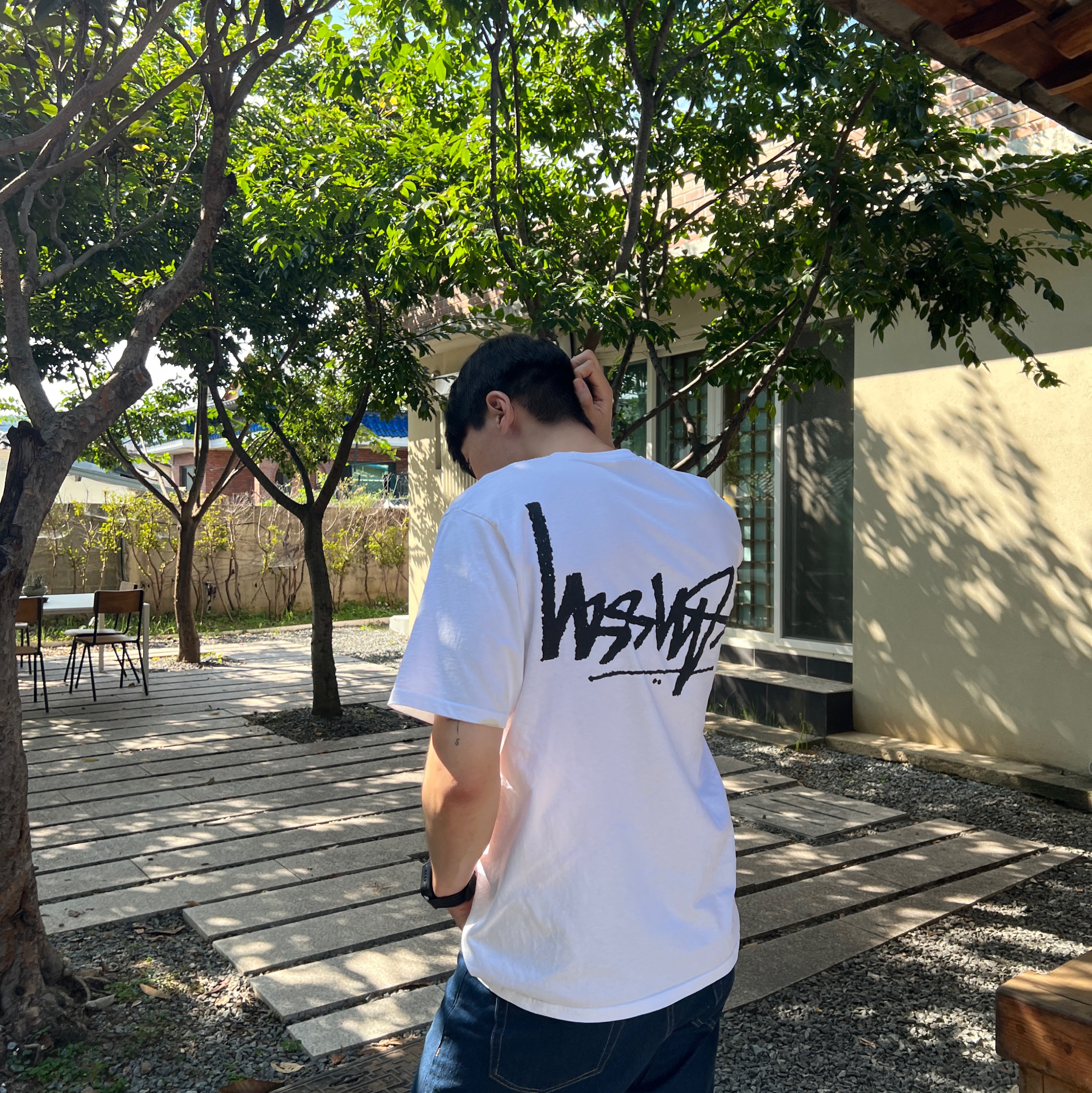Salomon XT-6 ADV Black, Stussy Basic Stussy T-Shirt White 2023 착용 스타일 - 4