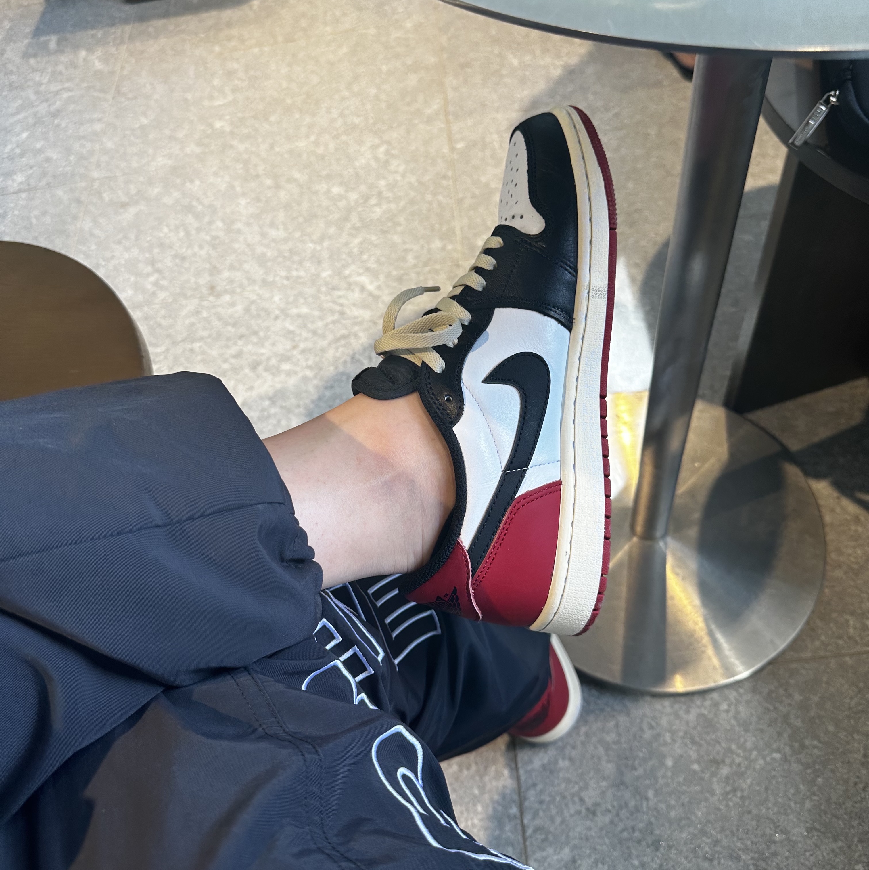 Jordan 1 Retro Low OG Black Toe 착용 스타일