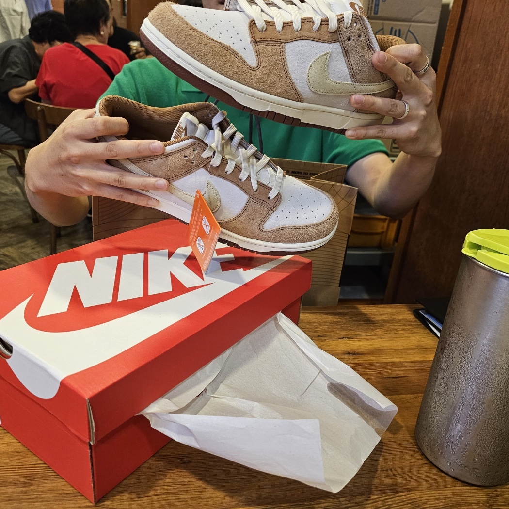 Nike Dunk Low Pro Premium Medium Curry 착용 스타일