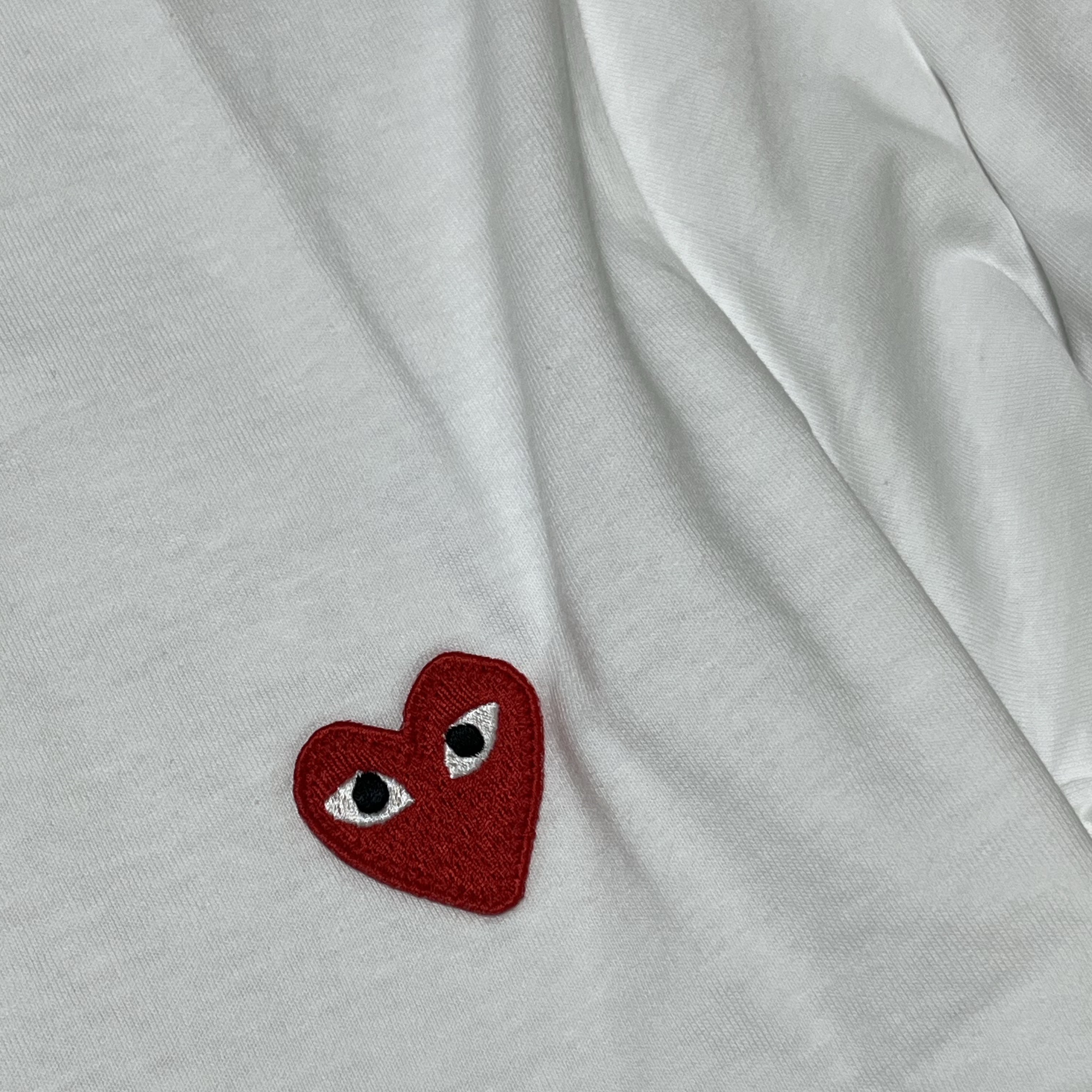 Play Comme des Garcons LS T-Shirt White 착용 스타일
