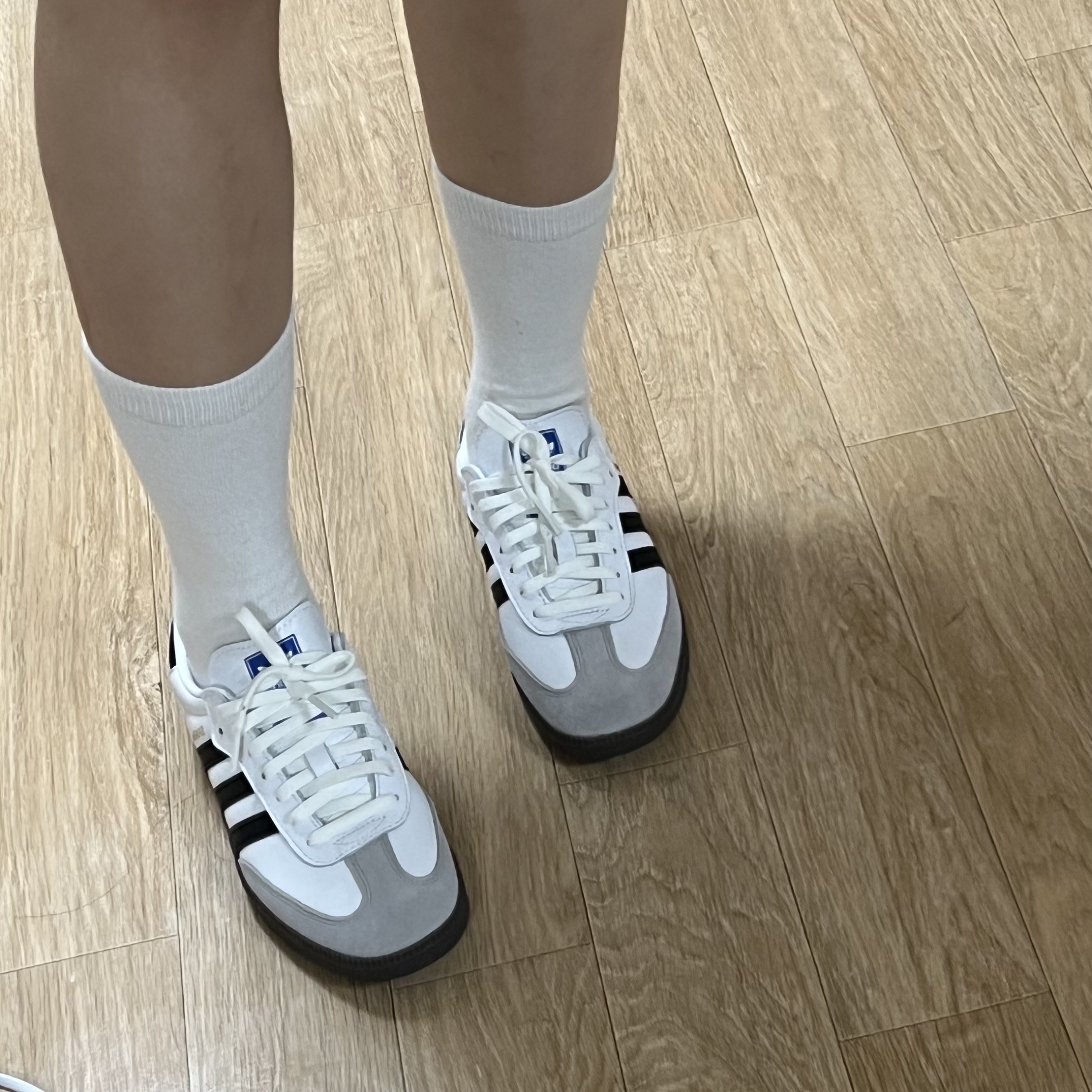 Adidas Samba OG Cloud White 착용 스타일 - 1