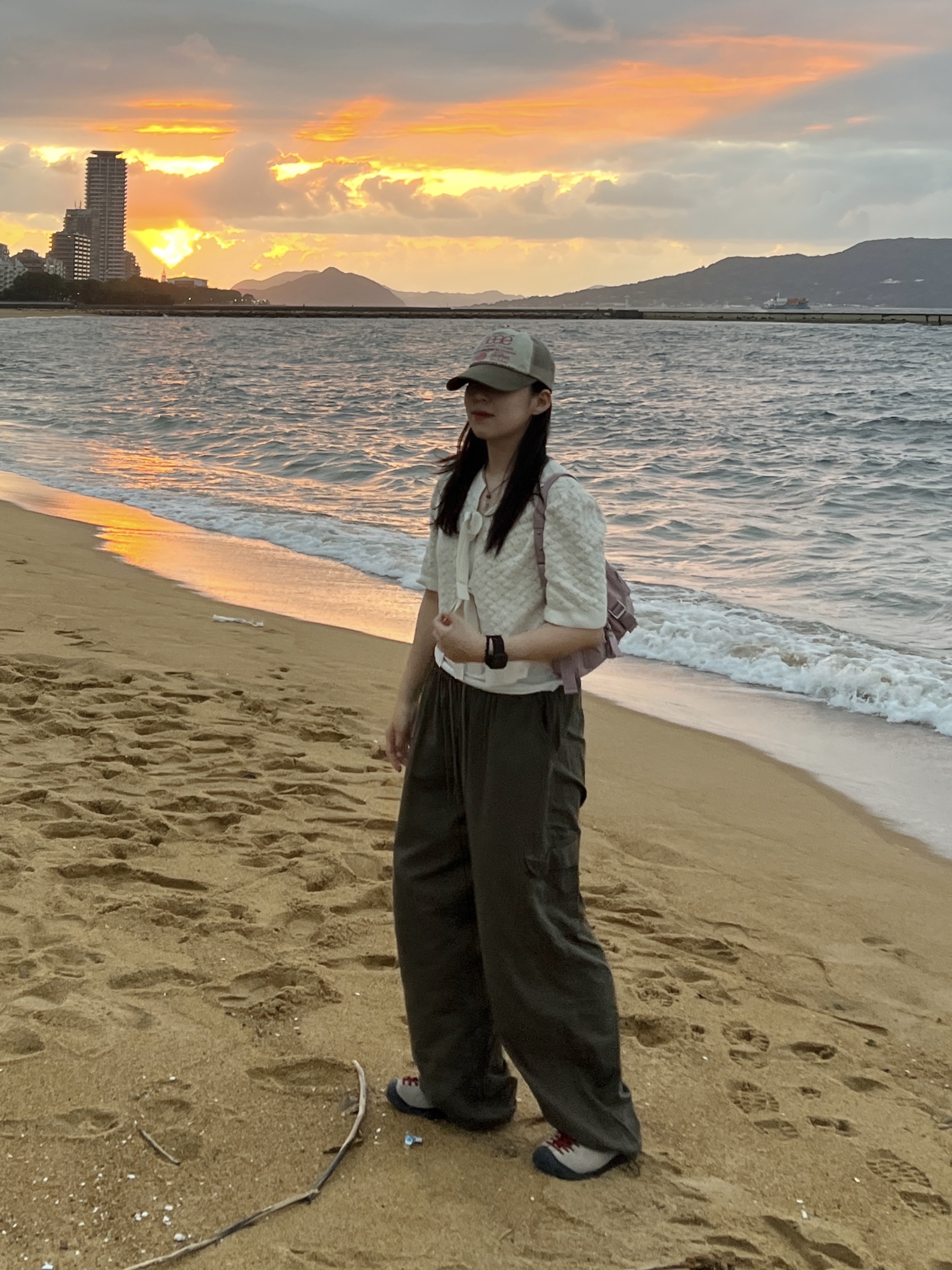 Aeae Web Logo Mesh Cap Olive Beige 착용 스타일 - 2