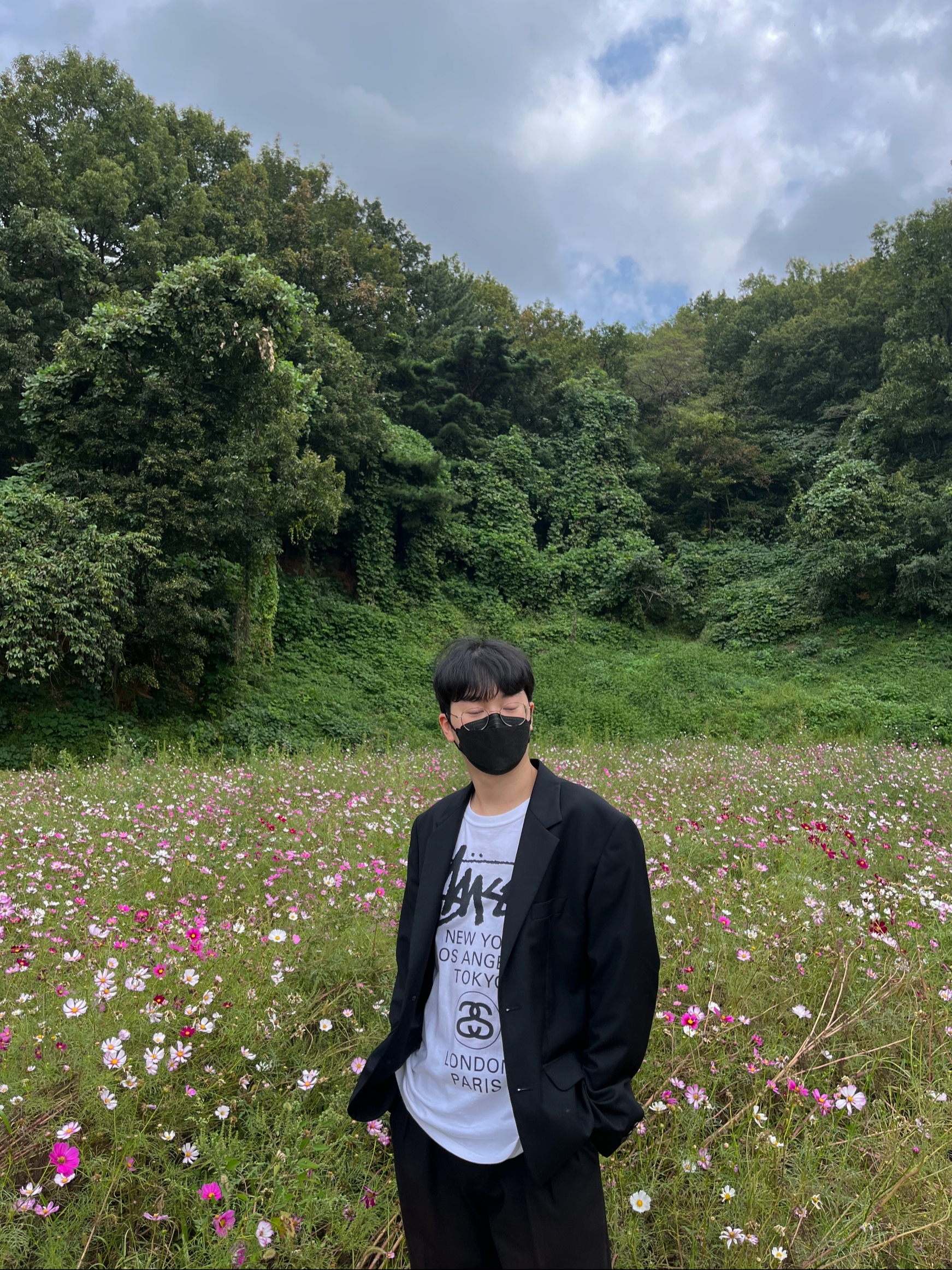 Stussy World Tour T-Shirt White 착용 스타일 - 3