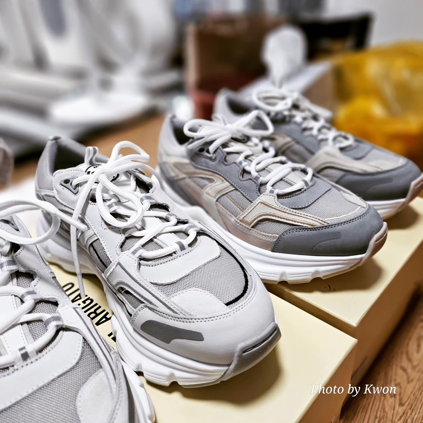 Axel Arigato Marathon R-Trail White 착용 스타일 - 3