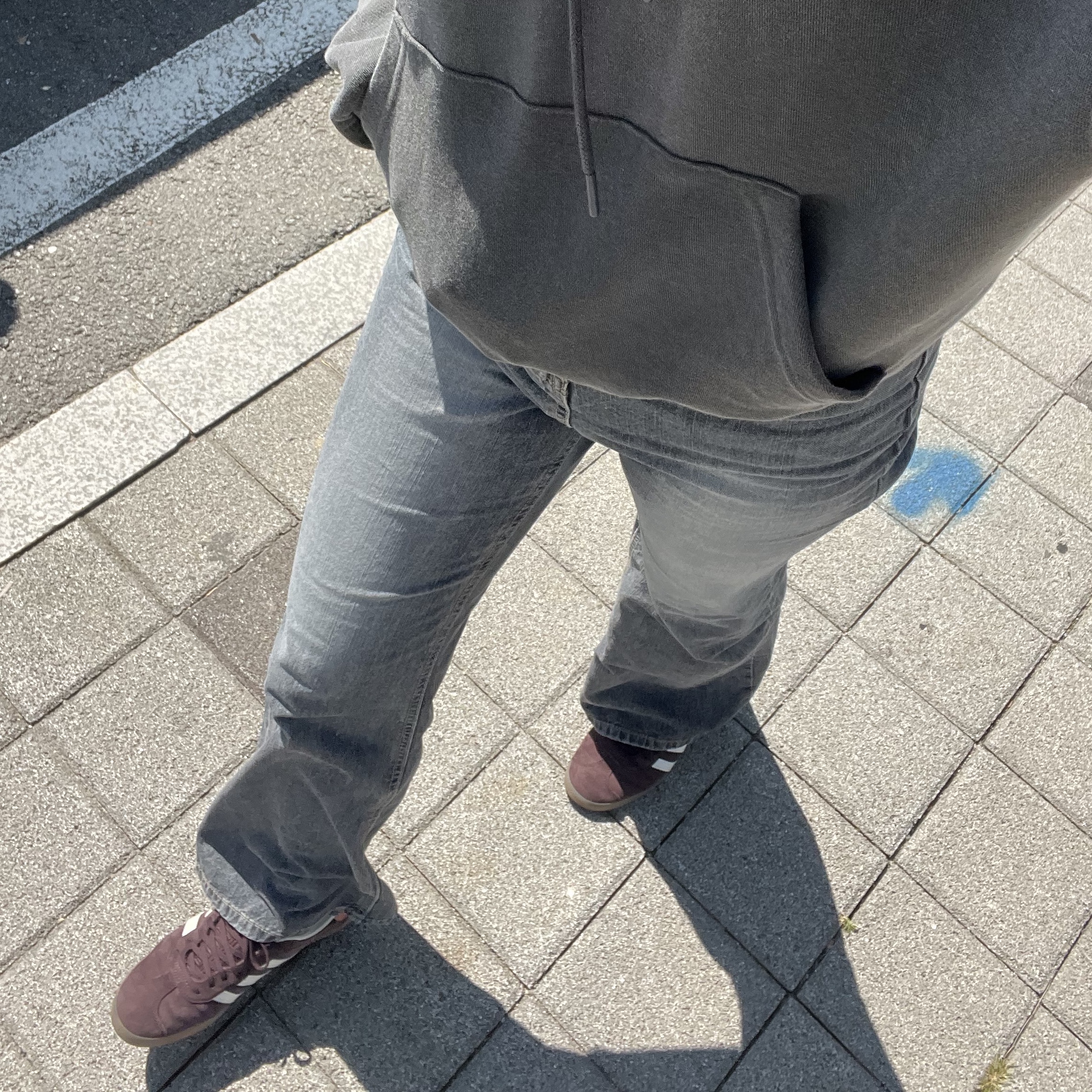 (W) Adidas Gazelle Shadow Brown 착용 스타일