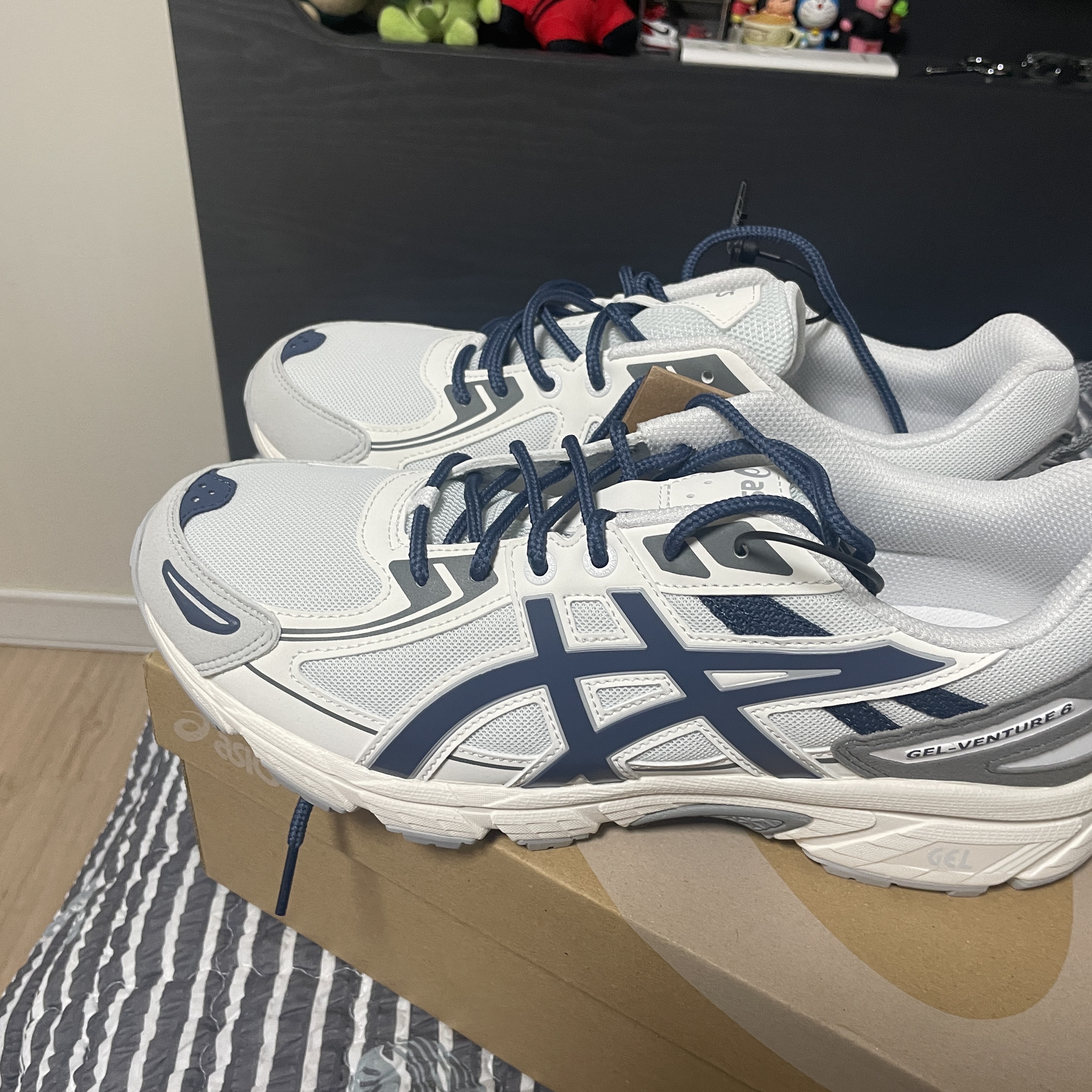 Asics Gel-Venture 6 Bering Sea 착용 스타일 - 1