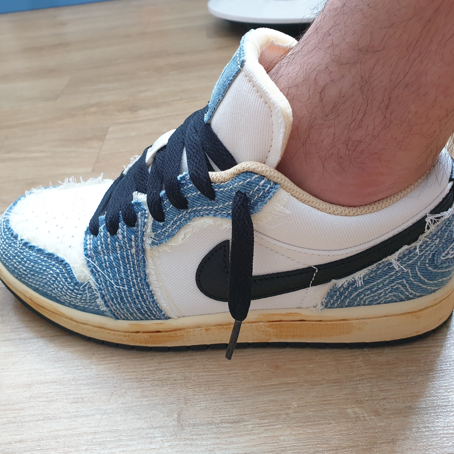 Jordan 1 Low World Make Japan 착용 스타일 - 3