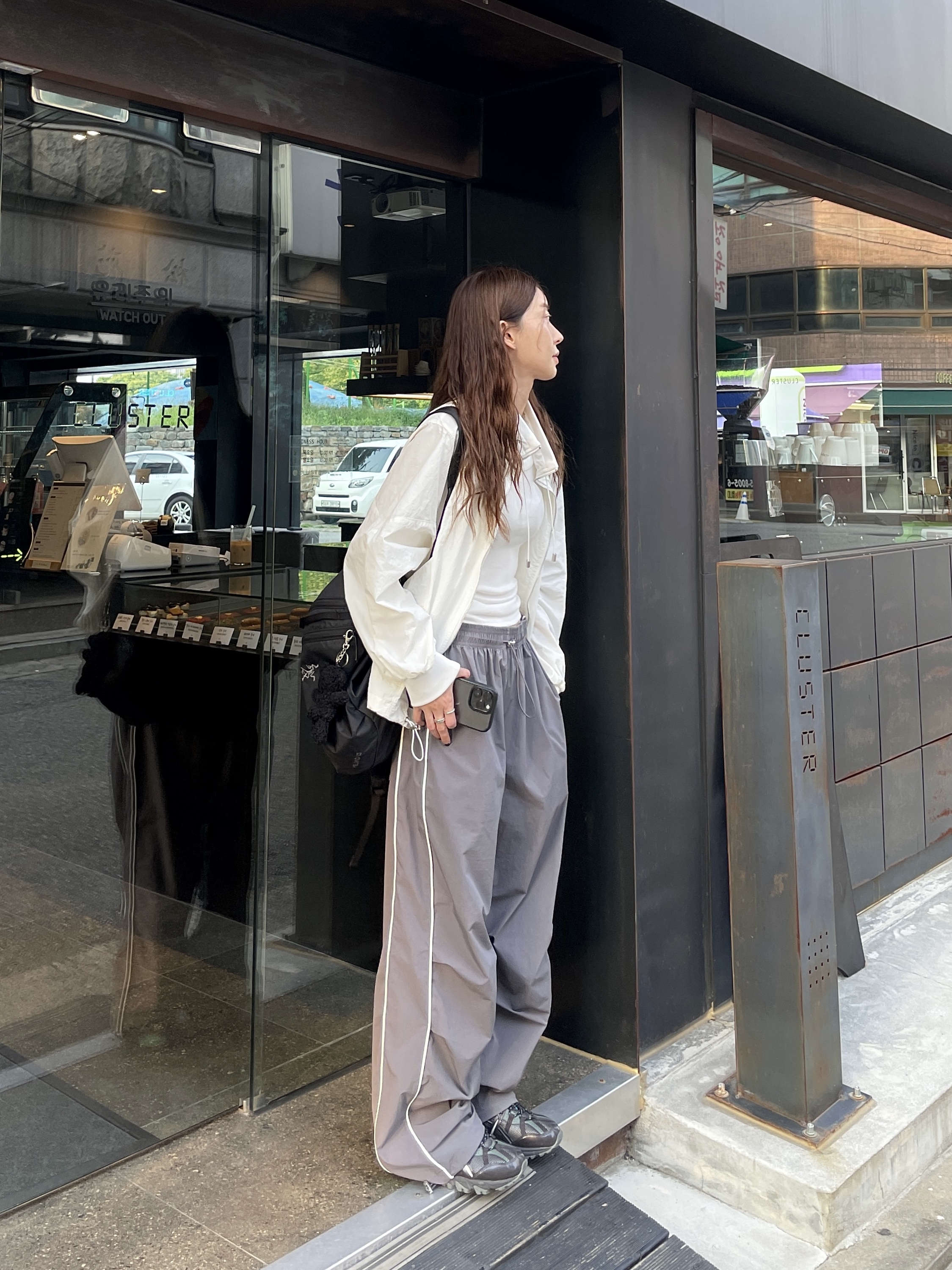 (W) Asics x Matin Kim Gel-Sonoma 15-50 Black Pure Silver, Arc'teryx Heliad 15 Backpack Black 착용 스타일 - 1