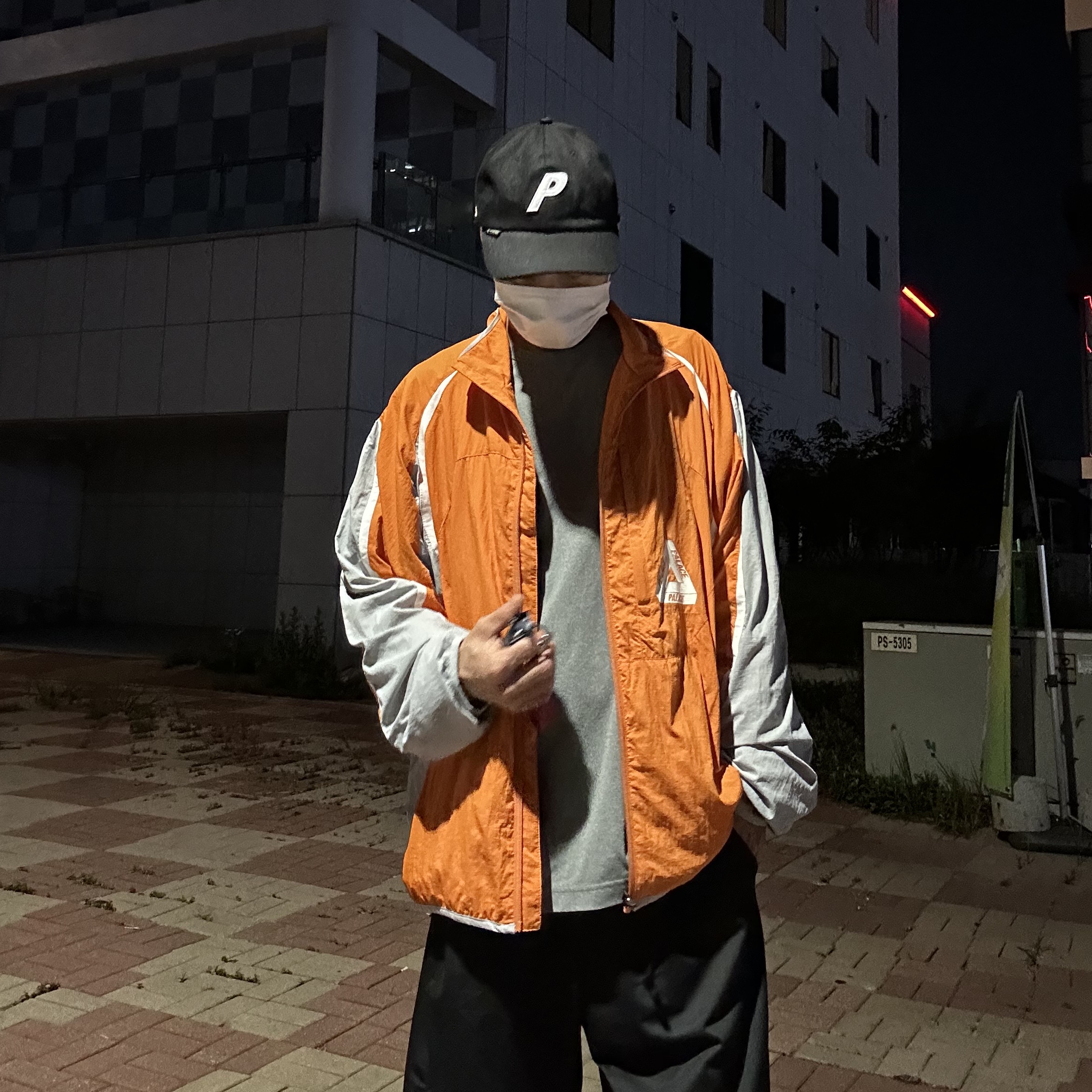 Palace Run It Jacket Jaffa Grey - 23SS, Palace Gore-Tex P 6-Panel Black Denim - 23SS 착용 스타일