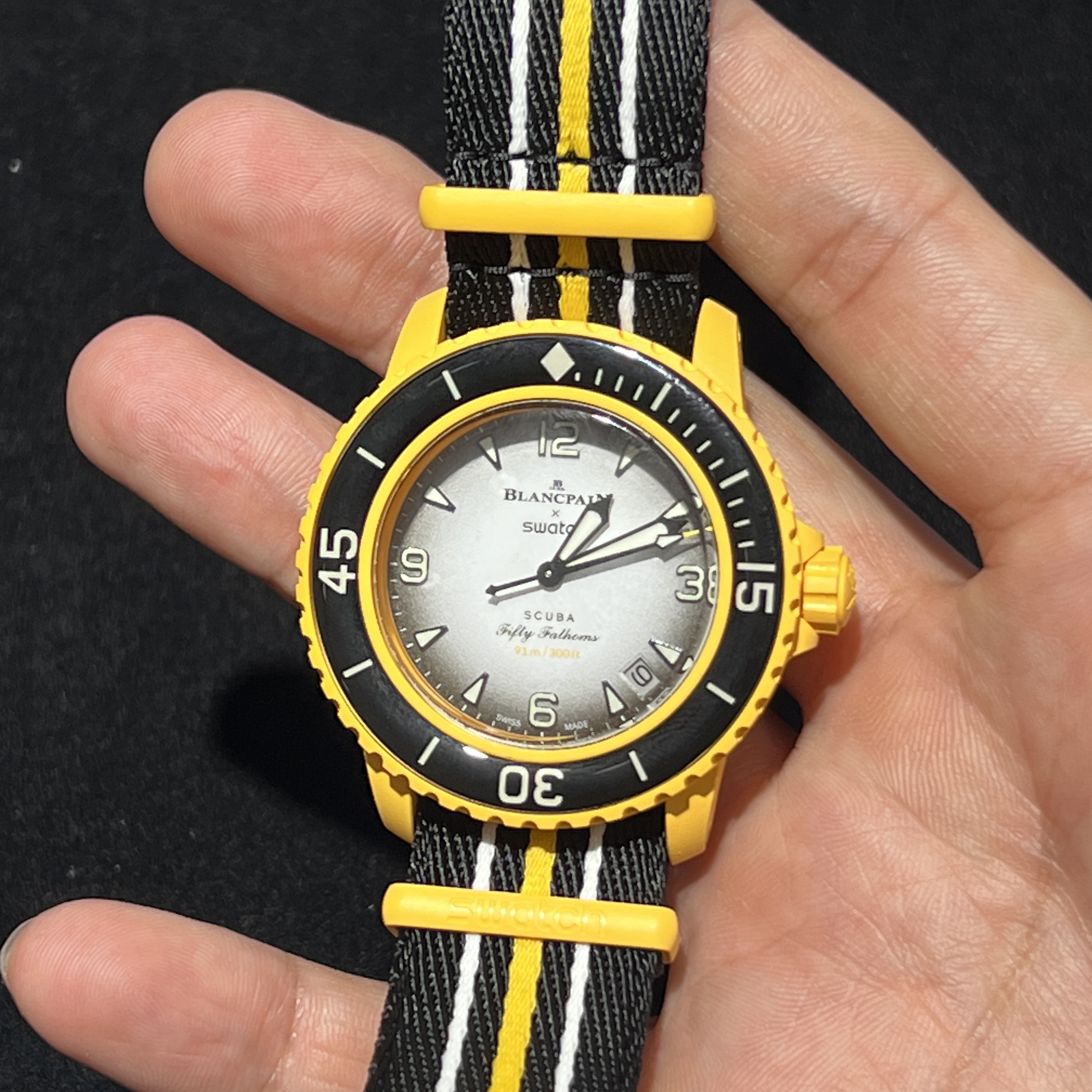 Swatch x Blancpain Bioceramic Pacific Ocean 착용 스타일