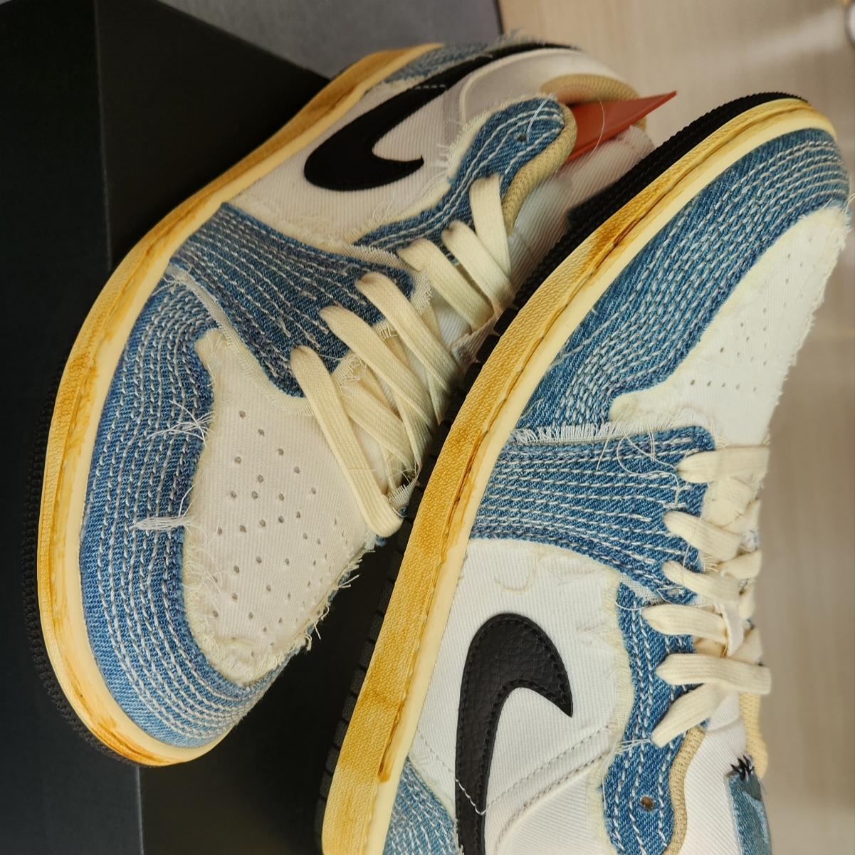 Jordan 1 Low World Make Japan 착용 스타일 - 1