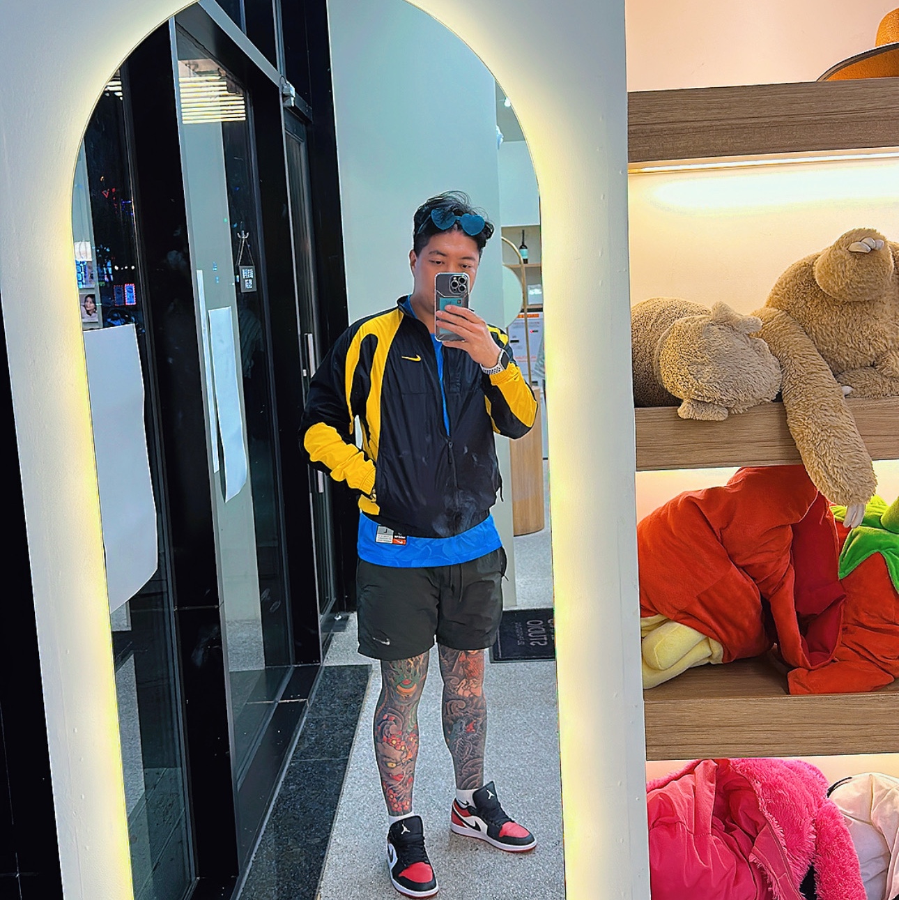 Nike x Drake Nocta Distant Regards Jersey Blue Glow (DR2616-450), Nike x Drake Nocta Essential Track Jacket - Asia 착용 스타일