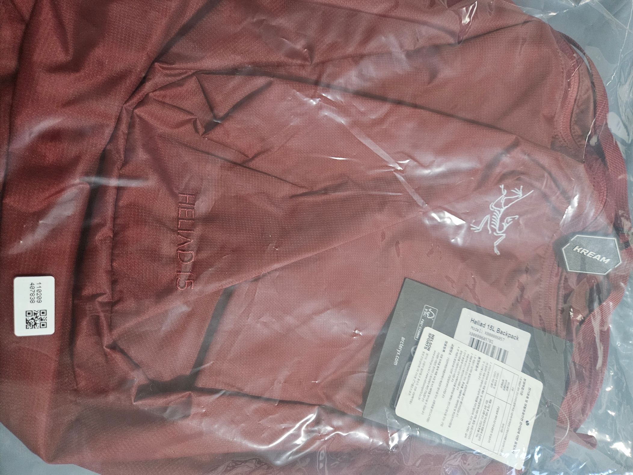 Arc'teryx Heliad 15 Backpack Bordeaux 착용 스타일