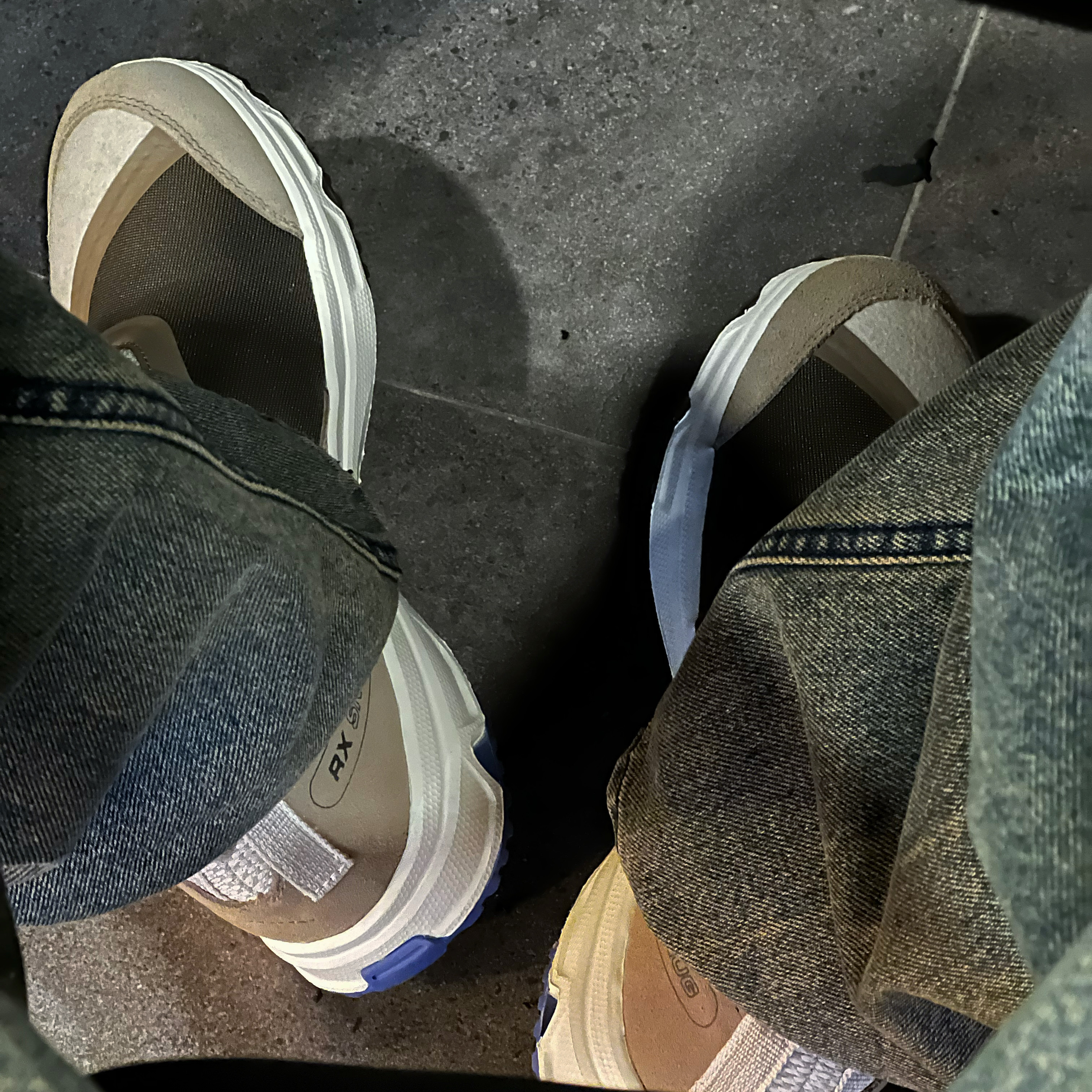 Salomon RX Snug Winter Adventures Vintage Khaki 착용 스타일