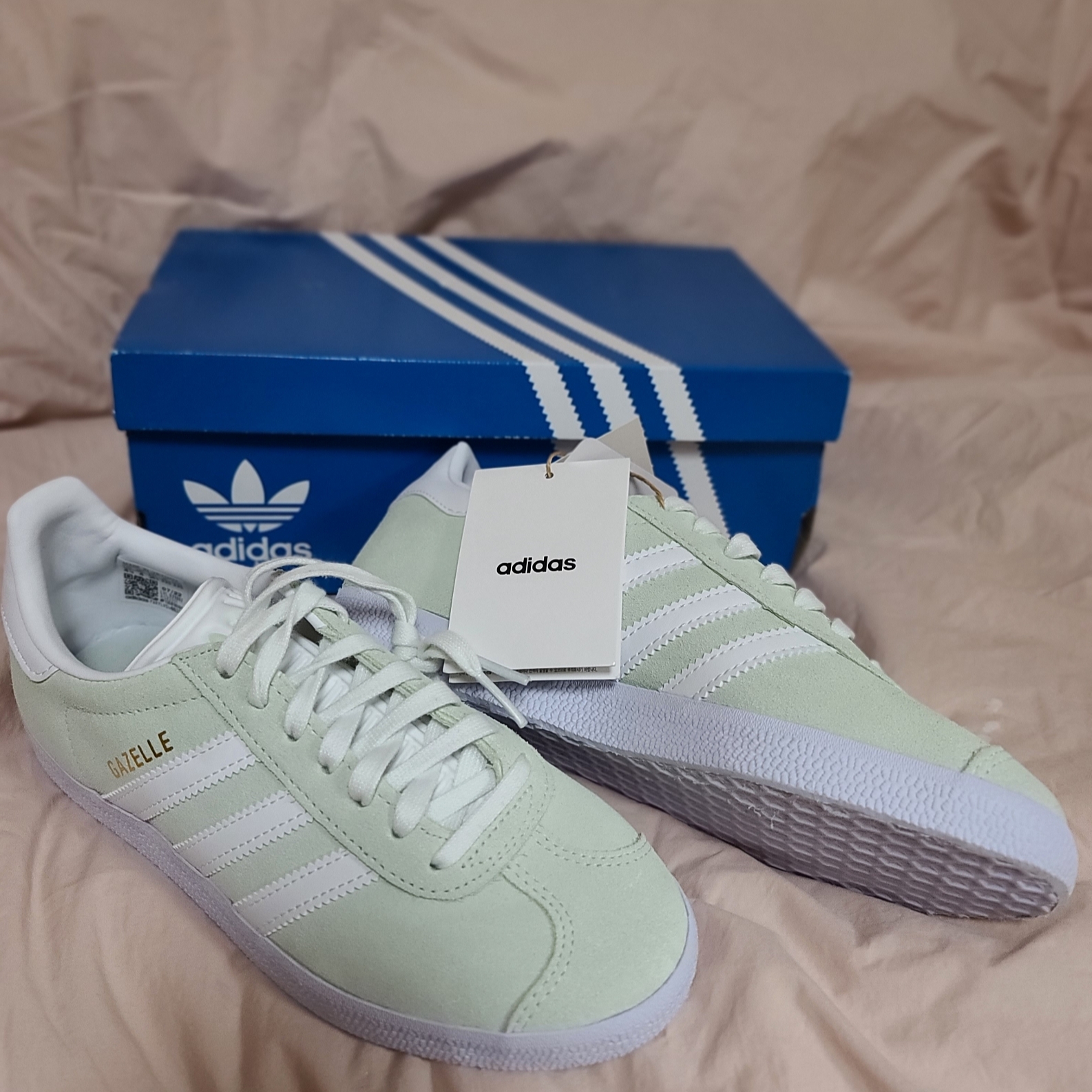 Adidas Gazelle Linen Green 착용 스타일 - 2