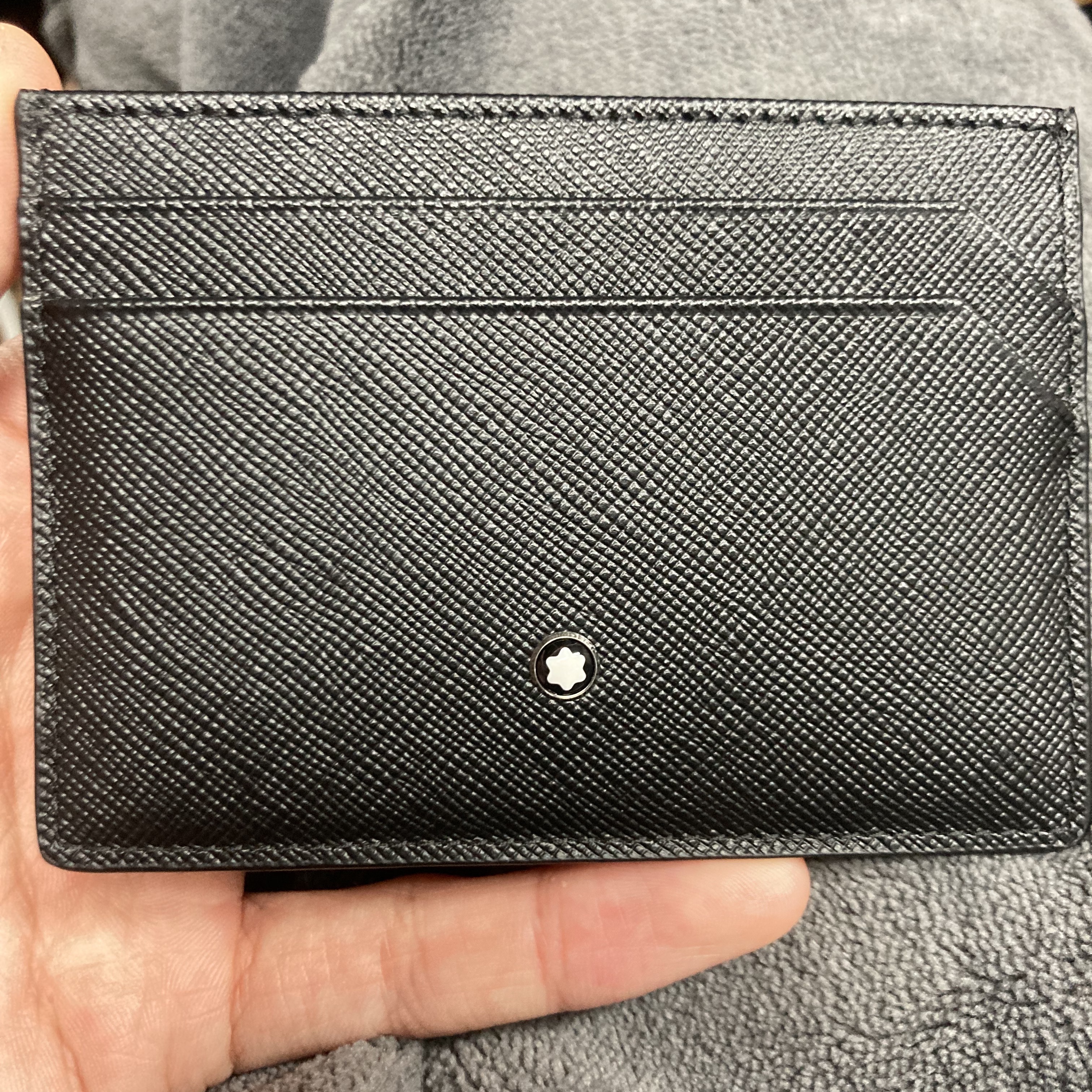 Montblanc Sartorial 5cc Pocket Card Holder Black 착용 스타일
