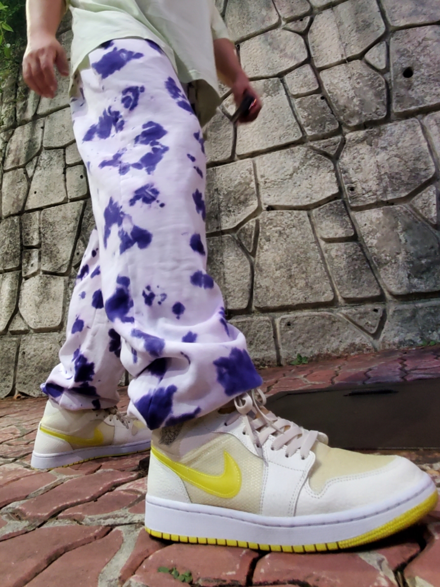 (W) Jordan 1 Mid SE Voltage Yellow 착용 스타일 - 3