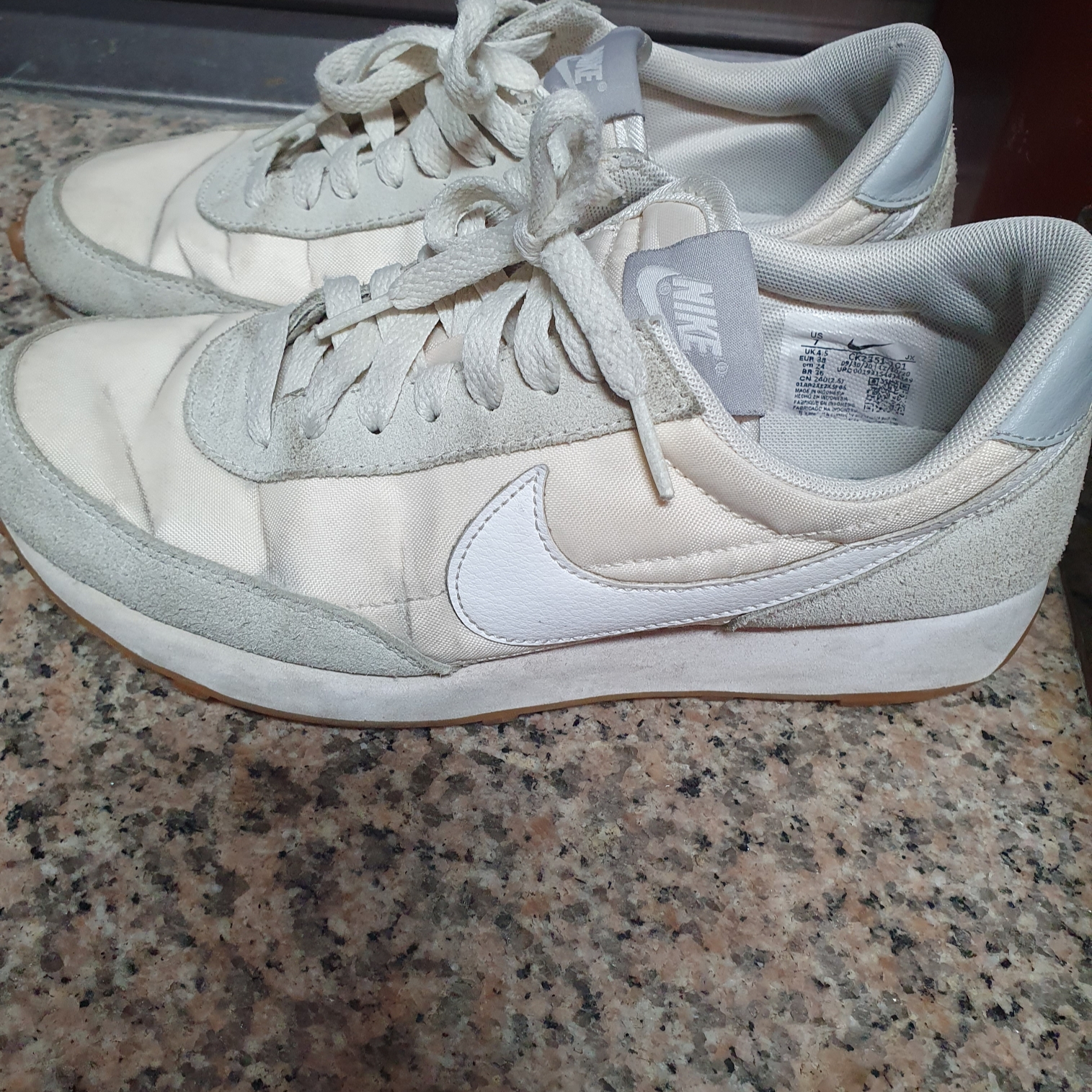 (W) Nike Daybreak Summit White 착용 스타일 - 1