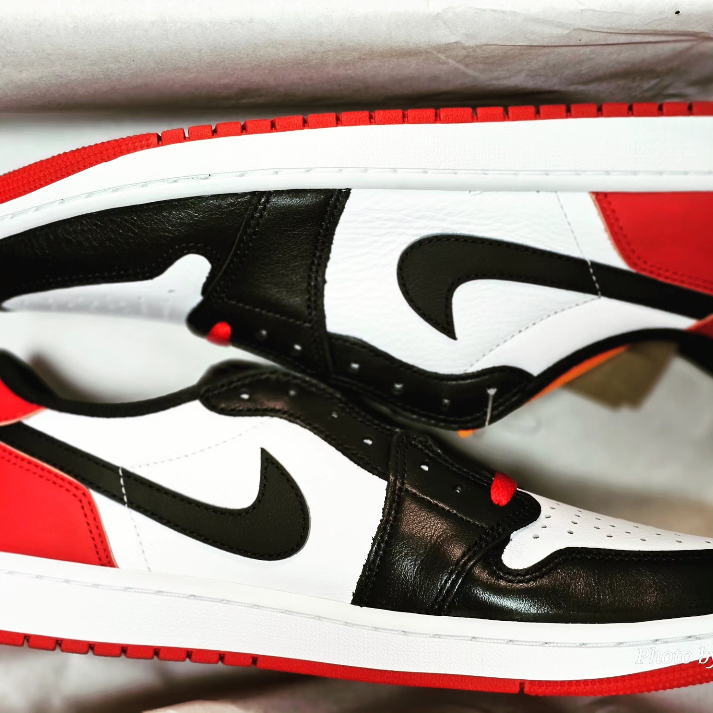 Jordan 1 Retro Low OG Black Toe 착용 스타일 - 4