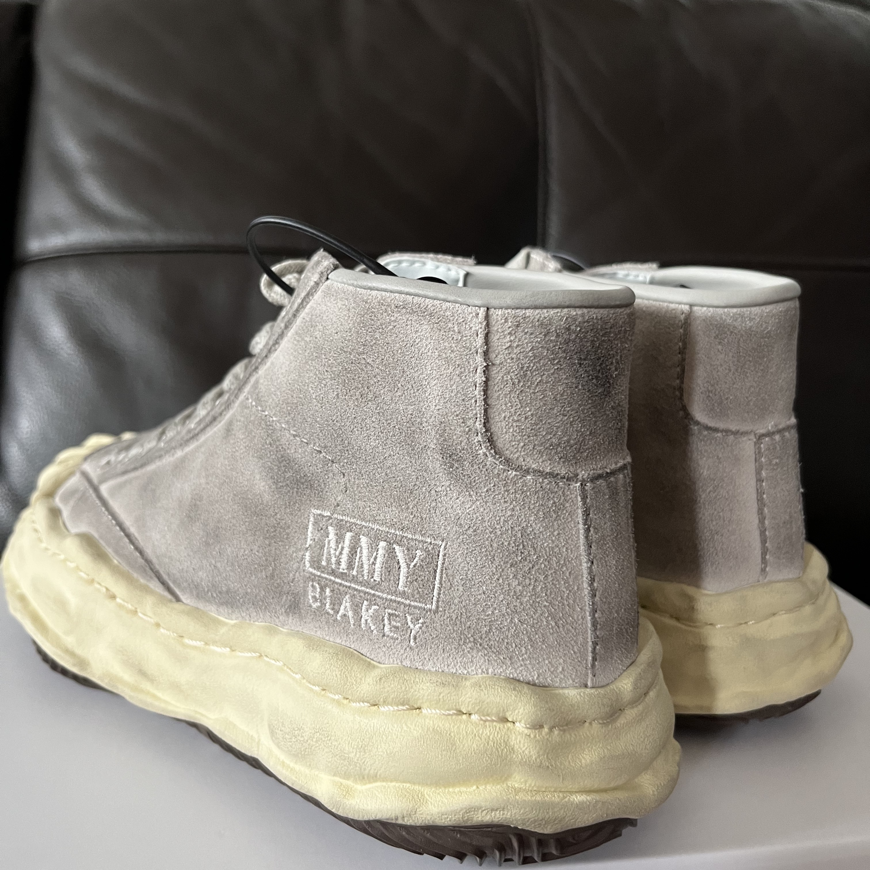 Maison Mihara Yasuhiro x Bed J.W. Ford Blakey High-top Sneakers Gray 착용 스타일 - 2