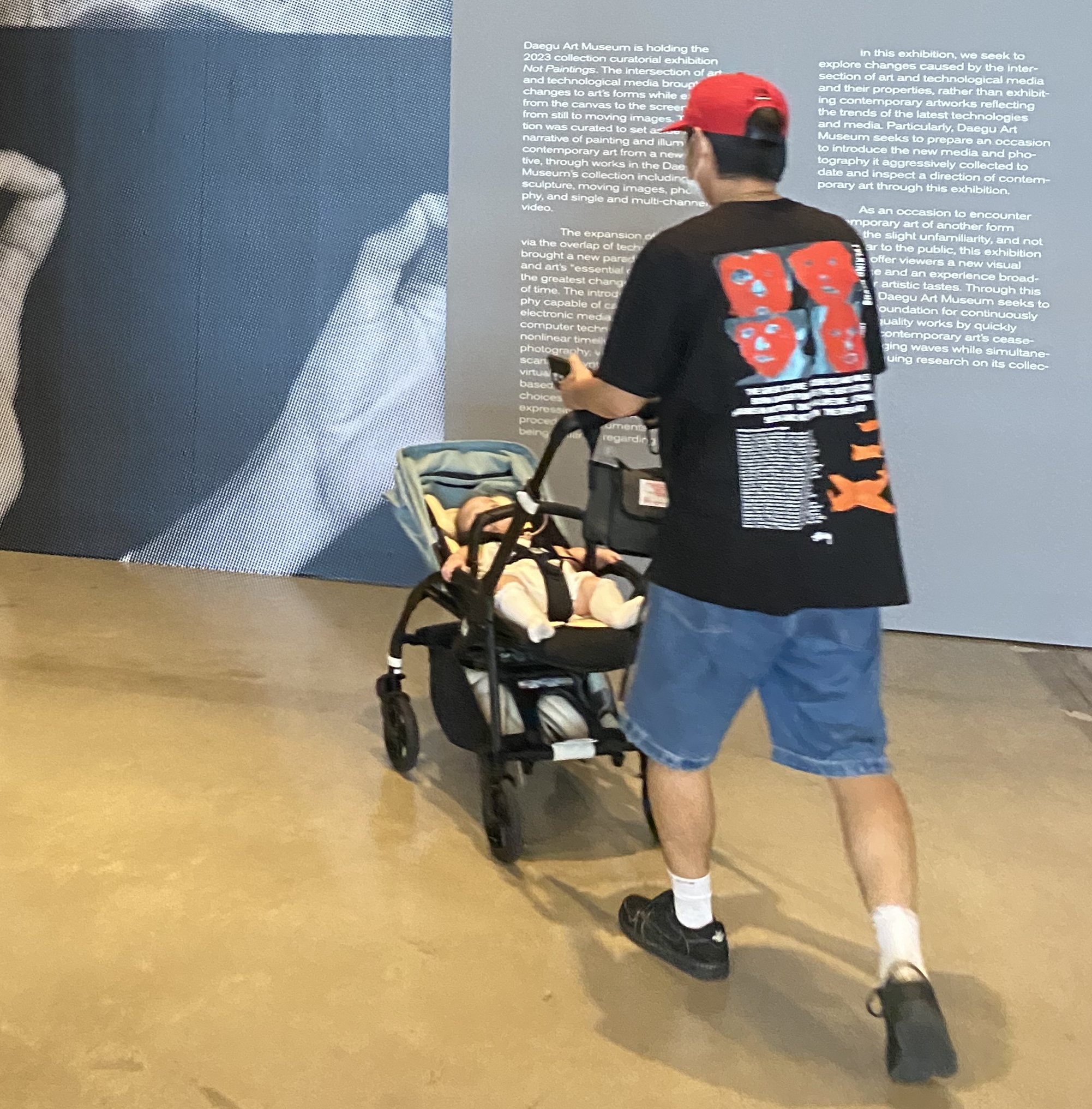 Stussy x Talking Heads Stop Remain in Light T-Shirt Black, Jordan 1 x Travis Scott Retro Low OG SP Black Phantom 착용 스타일 - 1